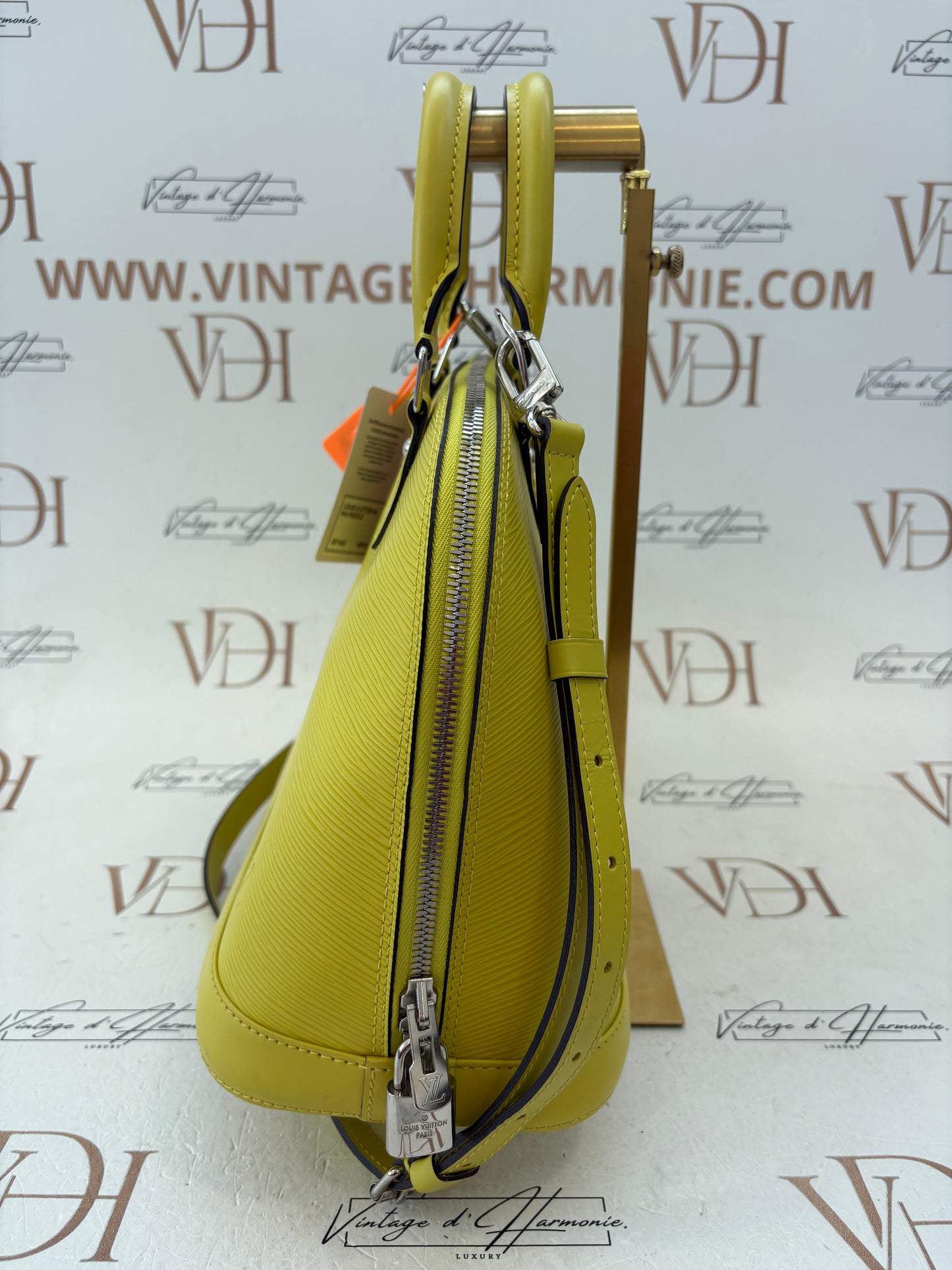 201432 - Louis Vuitton Alma Epi Yellow