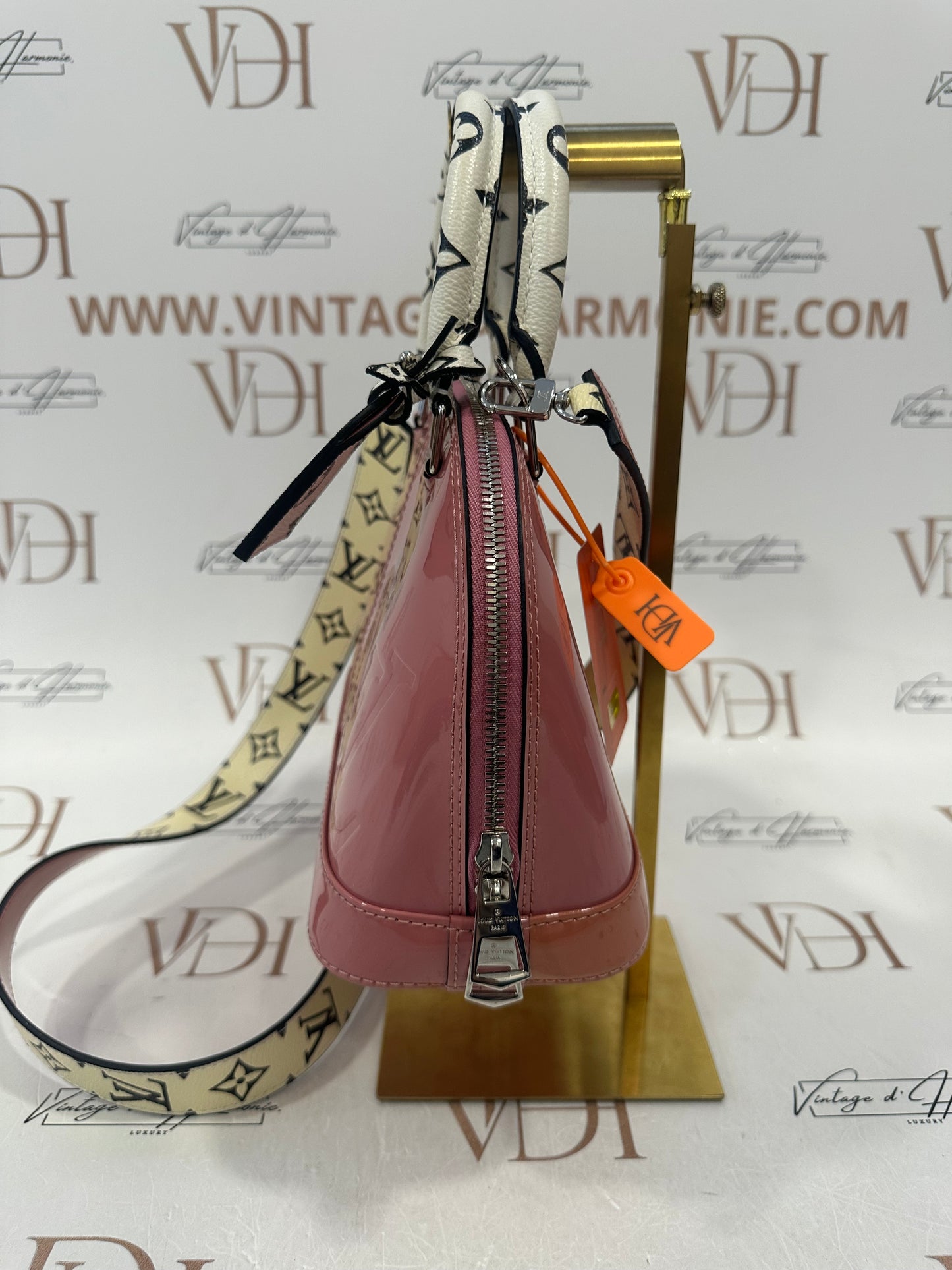 383001 - Louis Vuitton Alma BB