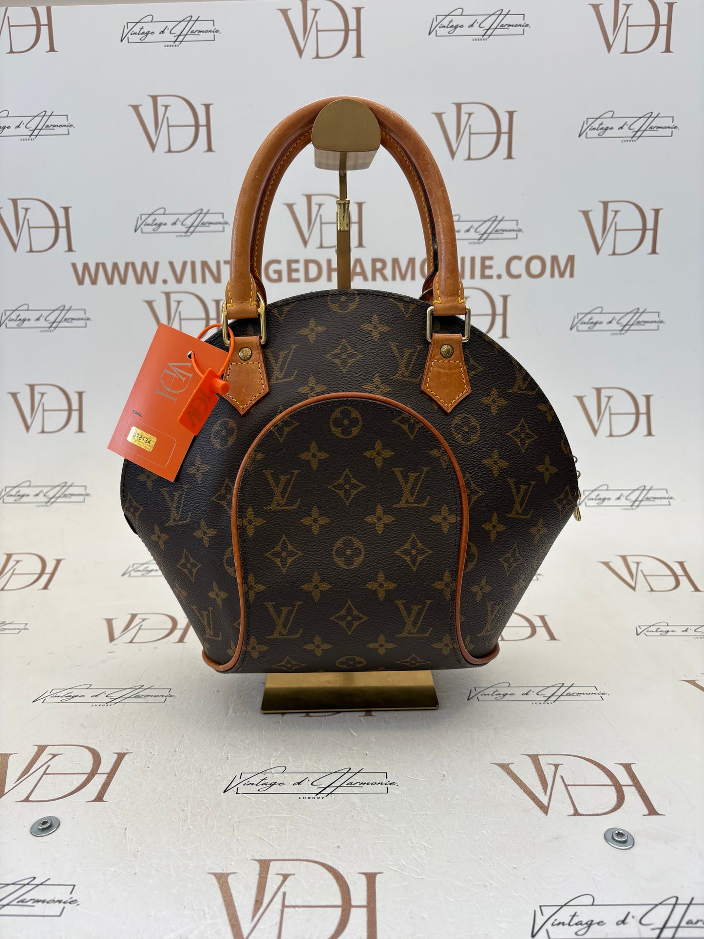 018134 - Louis Vuitton Ellipse