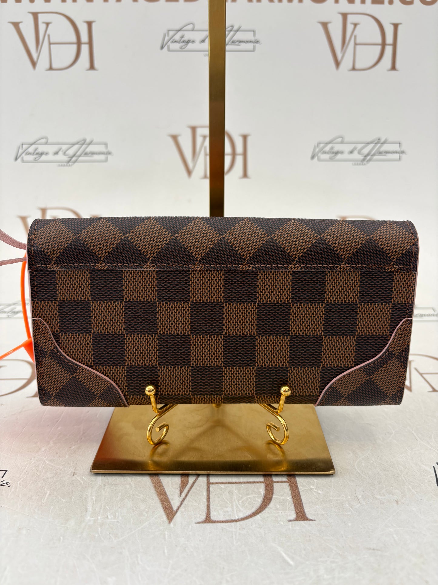 383269 - Louis Vuitton Caissa Wallet
