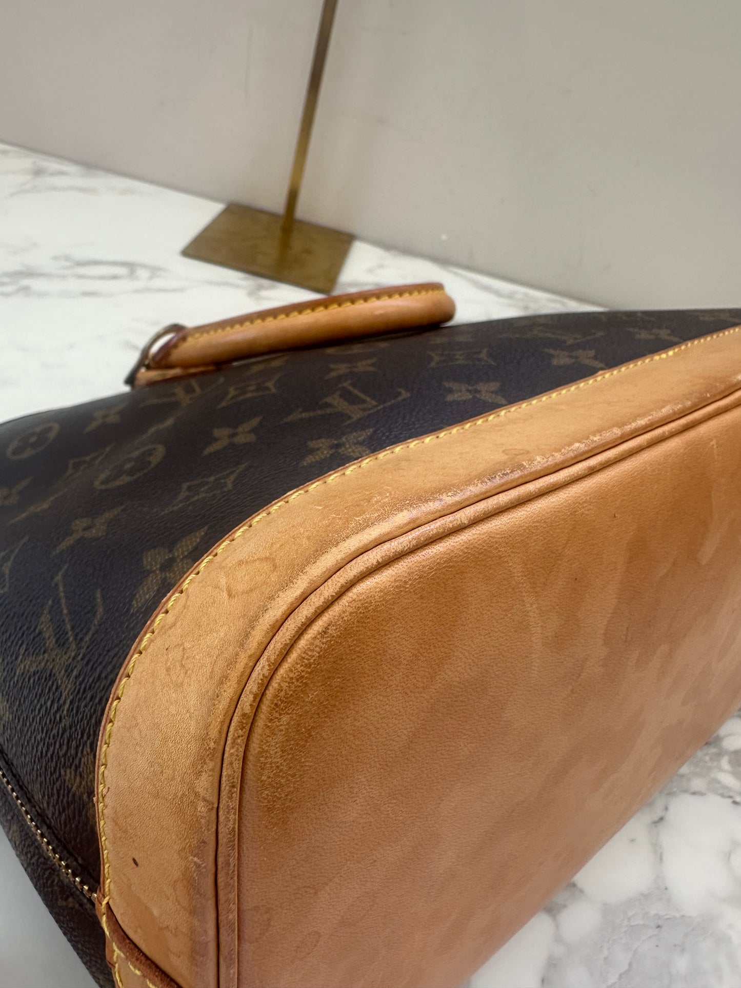 Louis Vuitton Alma