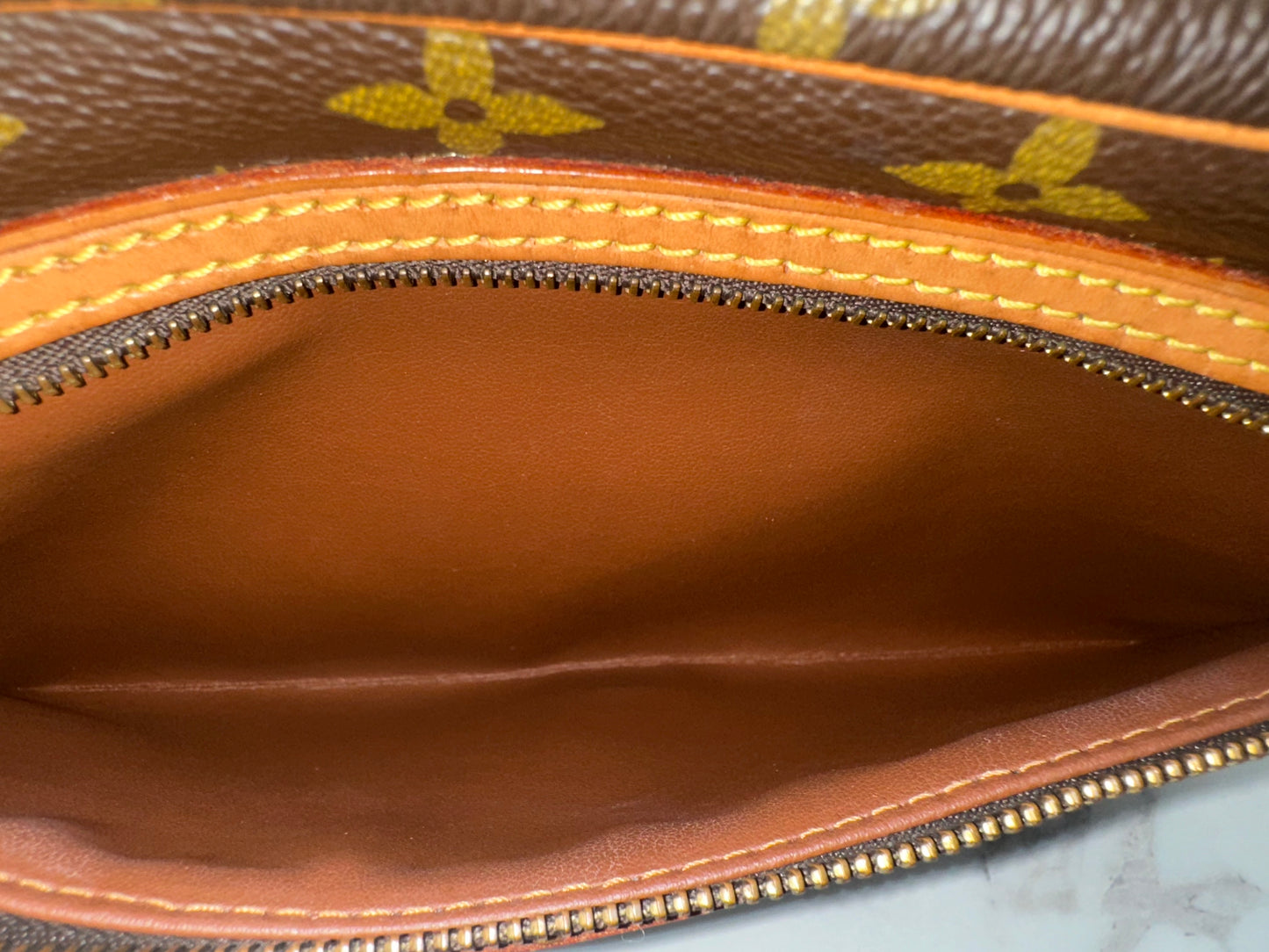 Louis Vuitton Saint German 27