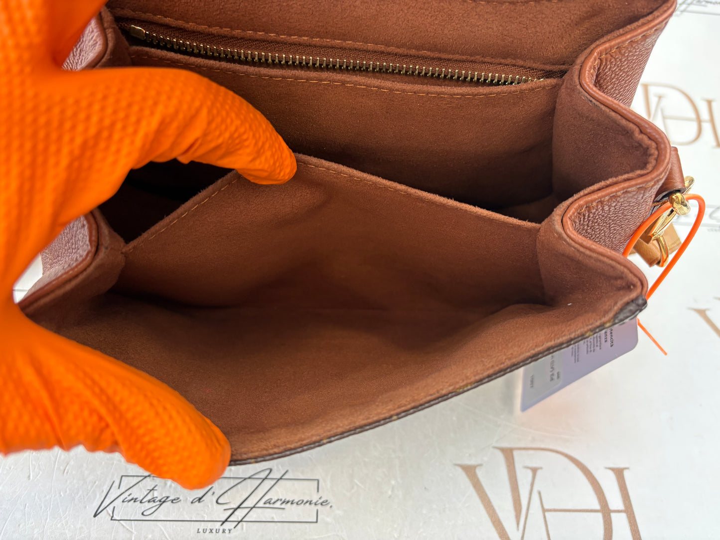383507 - Louis Vuitton Eden