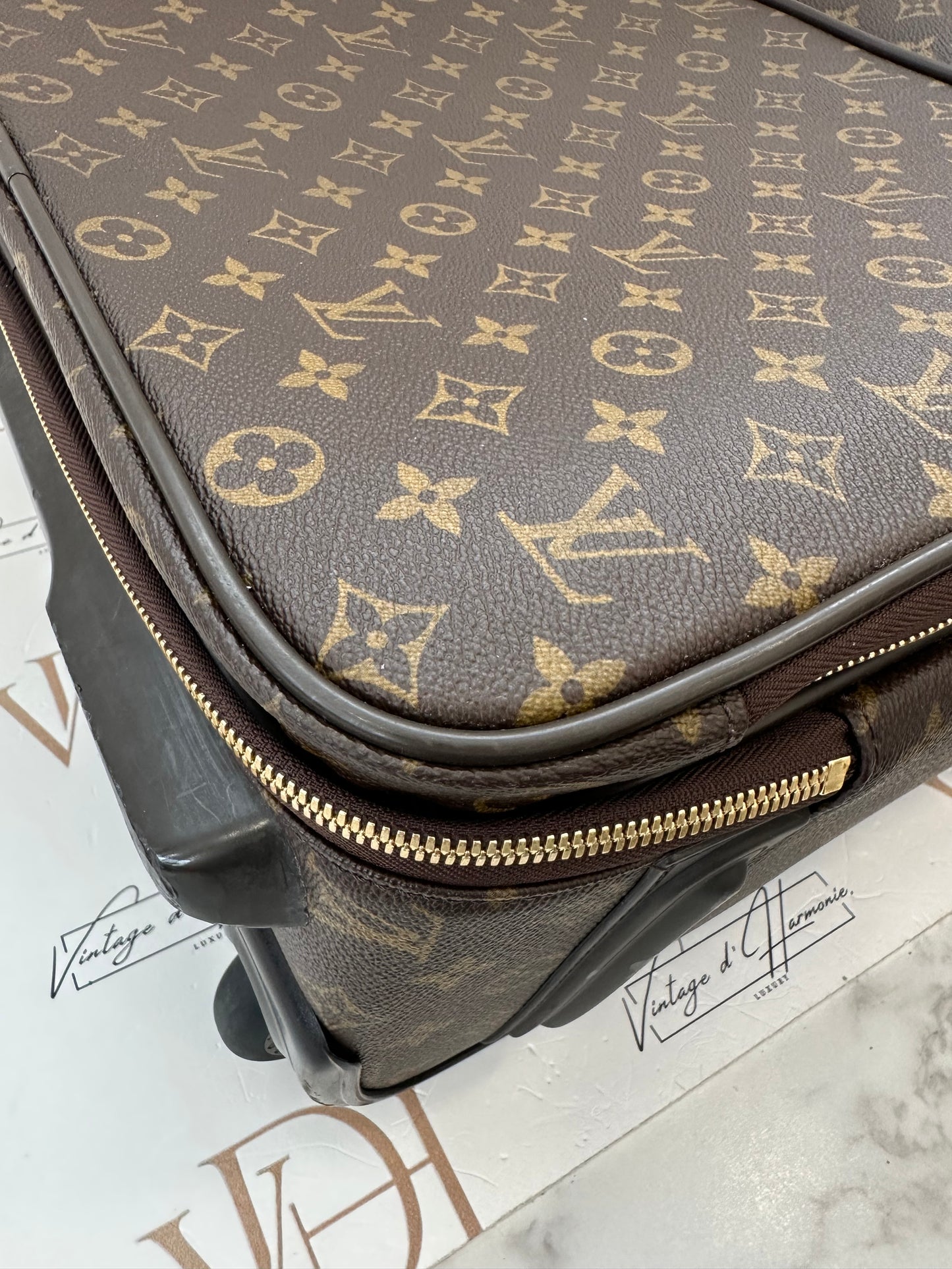 016886 - Louis Vuitton Trolley