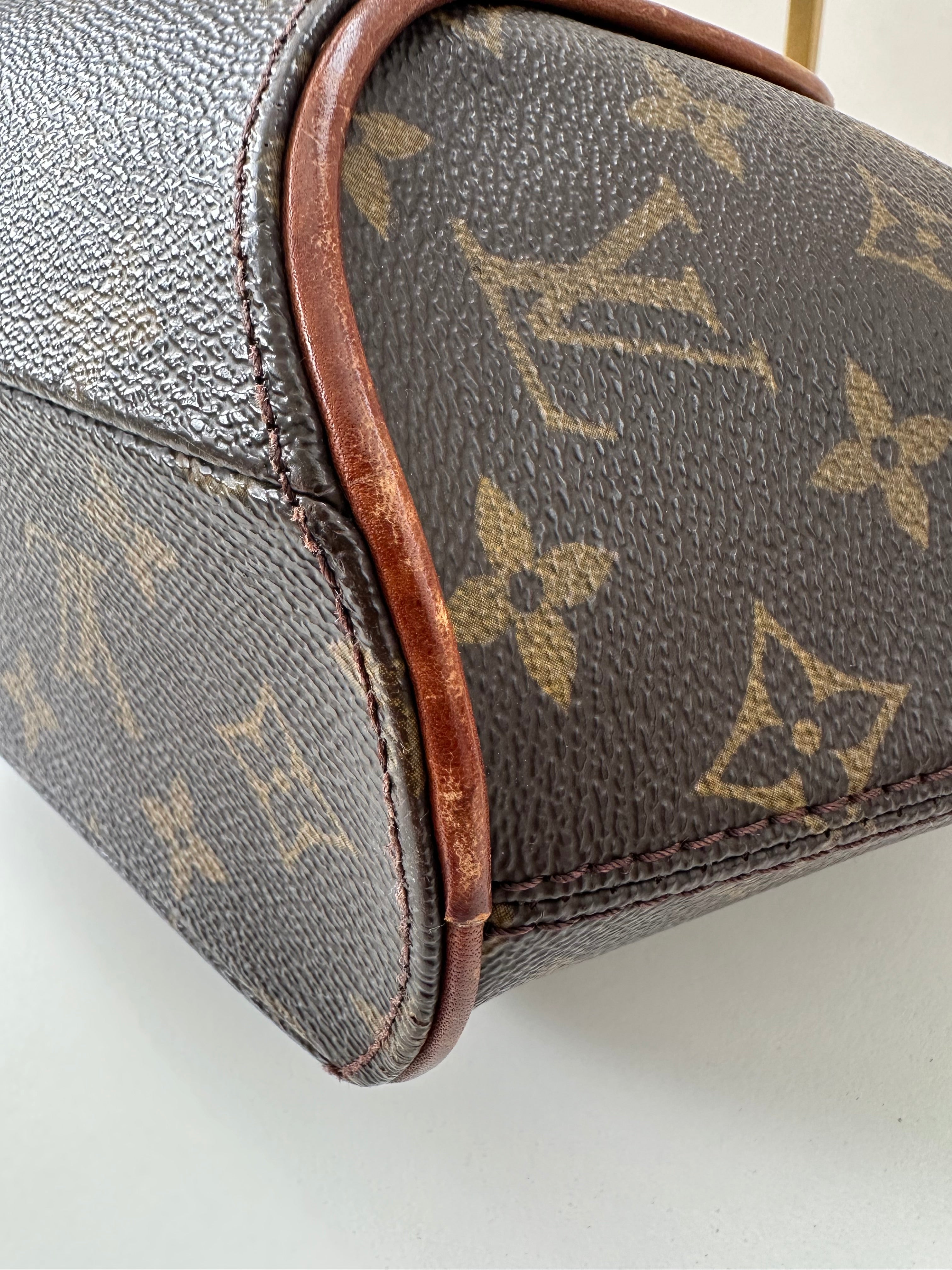 Louis Vuitton Ellipse PM