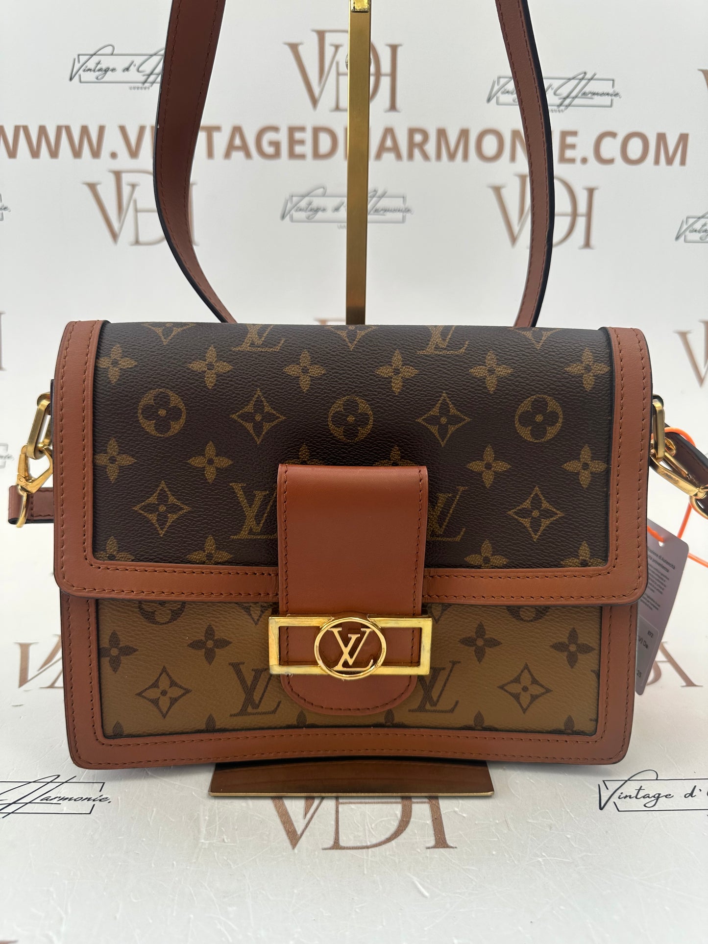 382762 - Louis Vuitton Dauphine