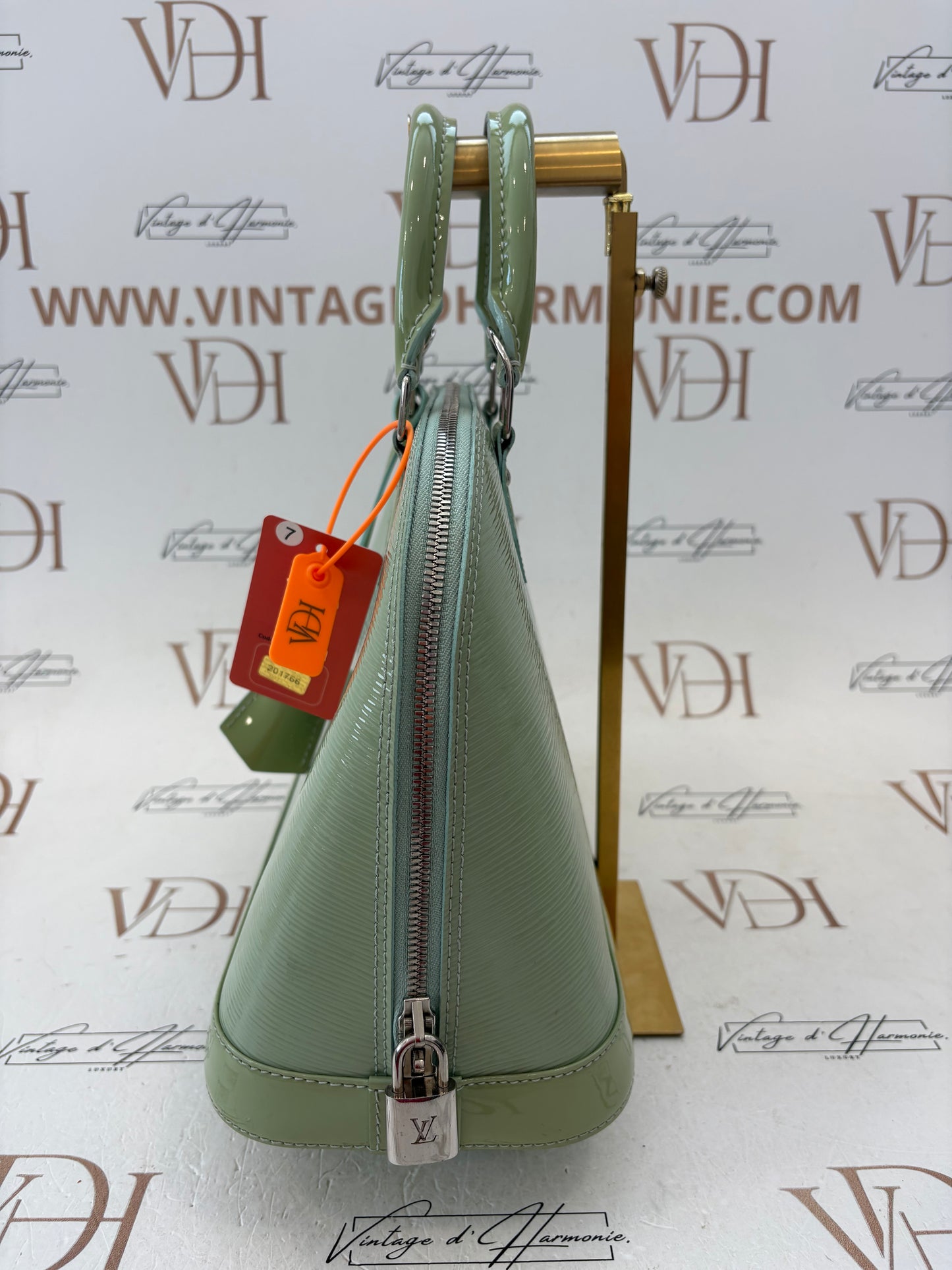 201766 - Louis Vuitton Alma
