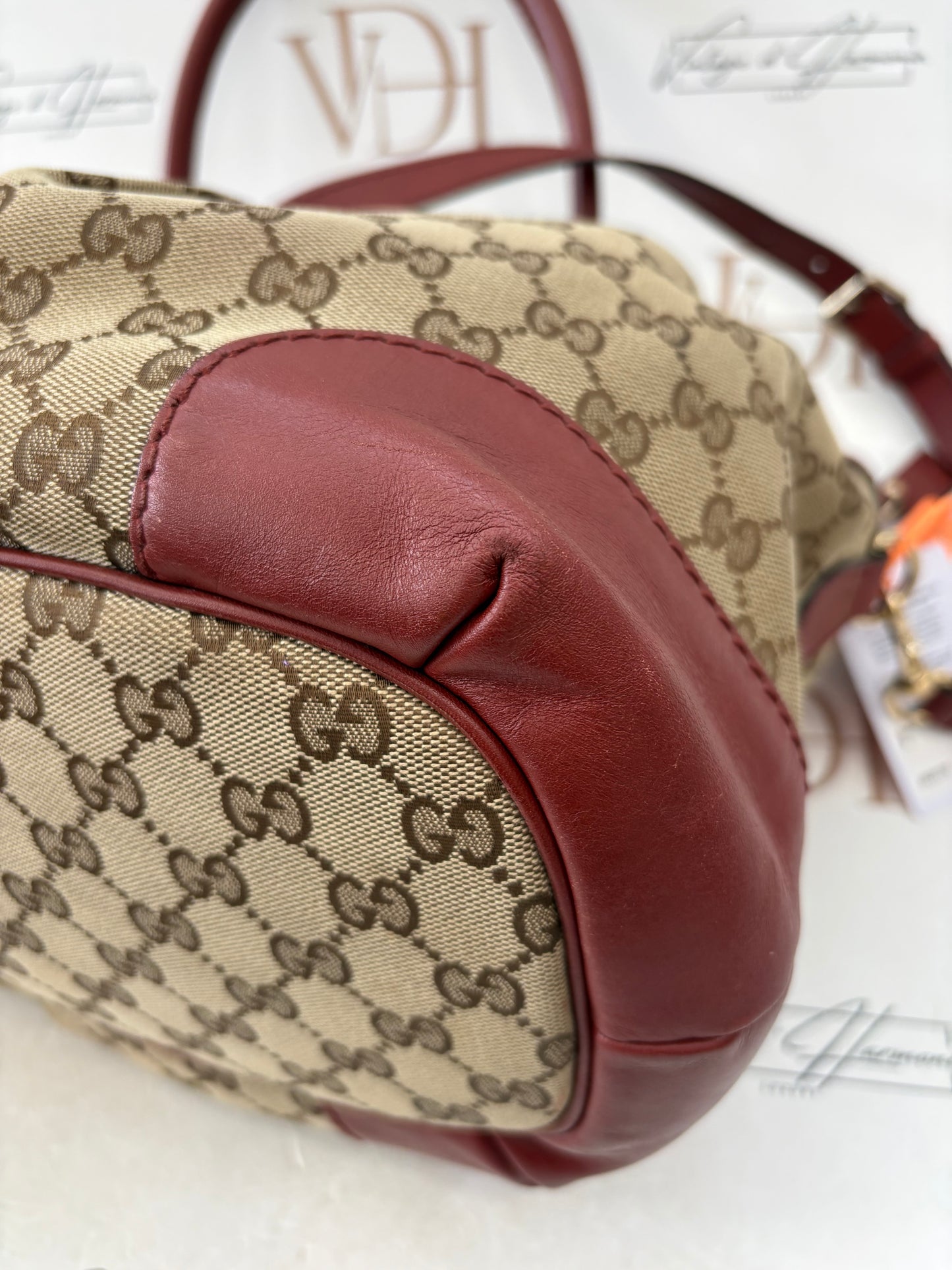 383175 - Gucci Sukey