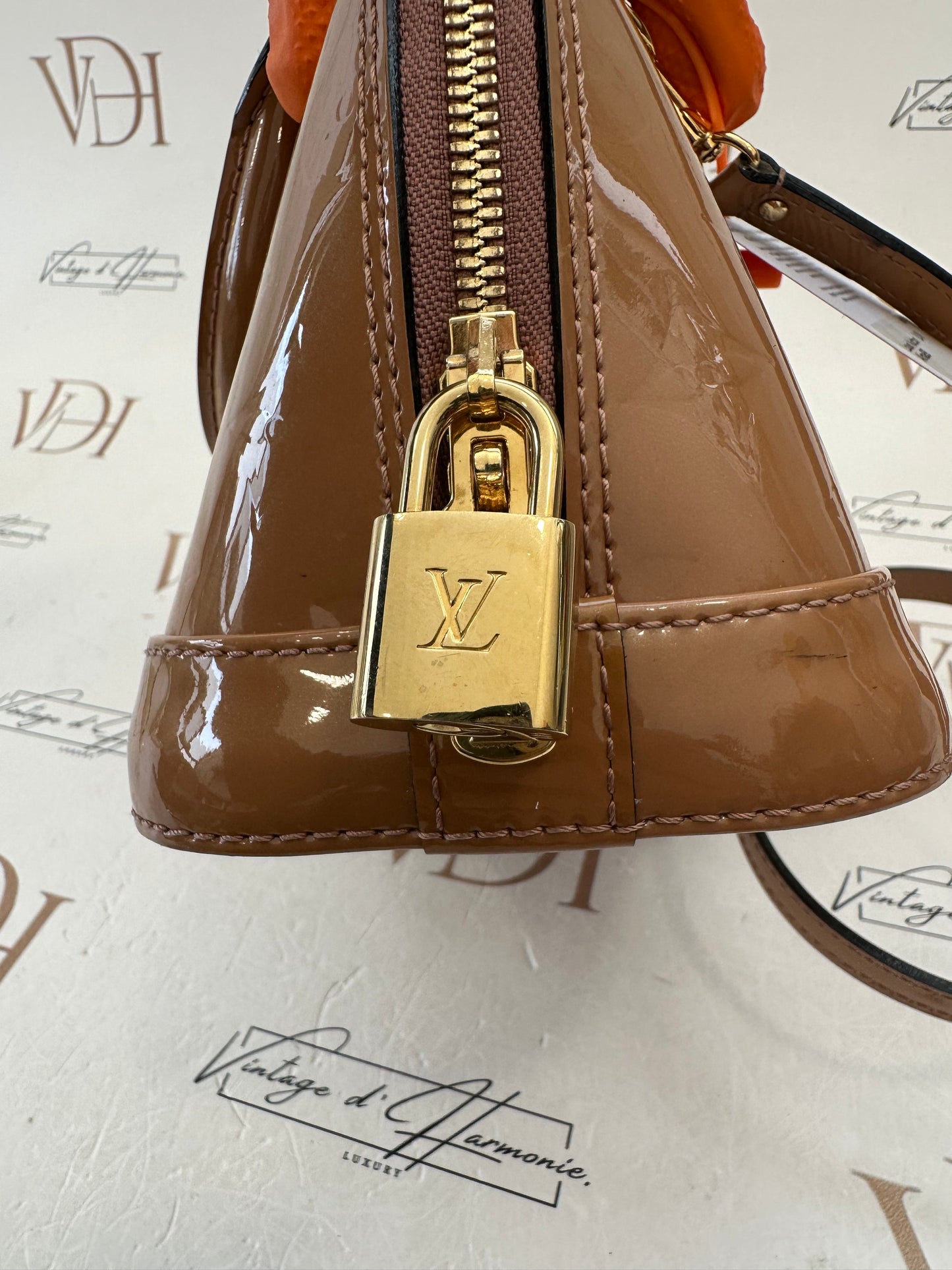 382897 - Louis Vuitton Alma BB Brown