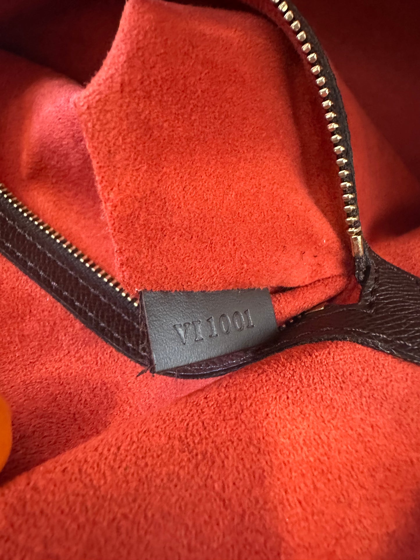 017823 - Louis Vuitton Triana