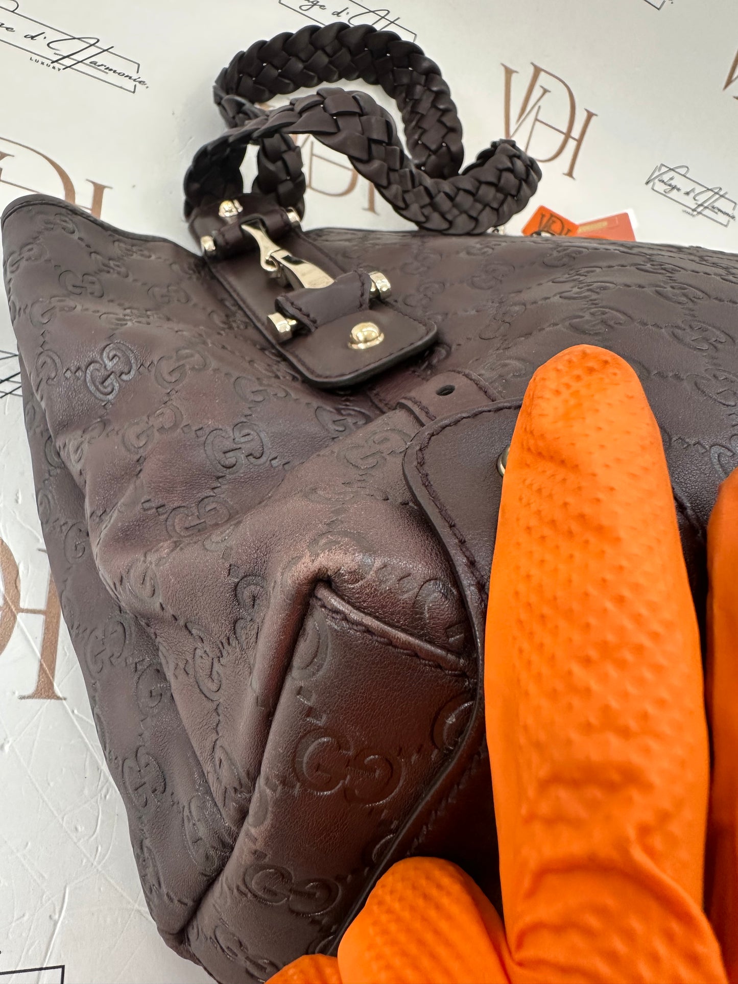 382572 - Gucci Pelham