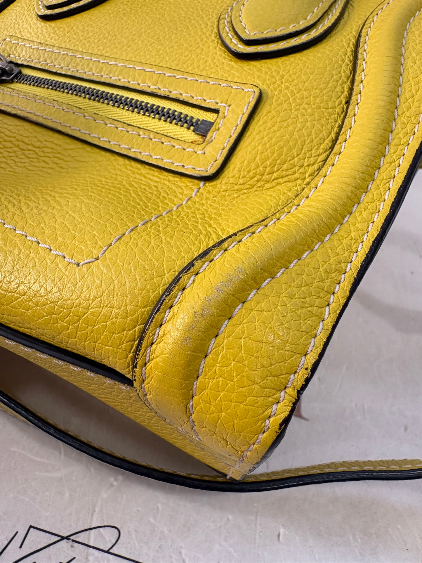 383406 - Céline Luggage