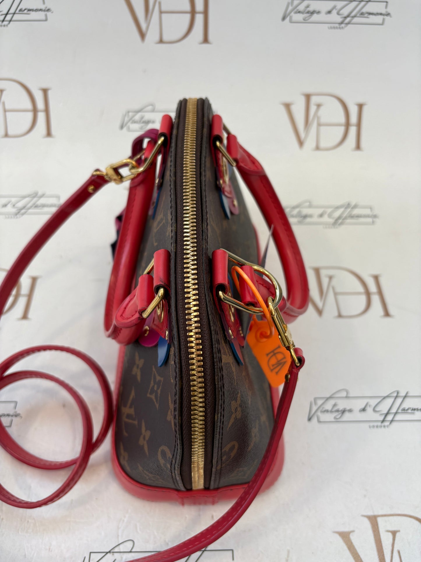 383736 - Louis Vuitton Alma BB