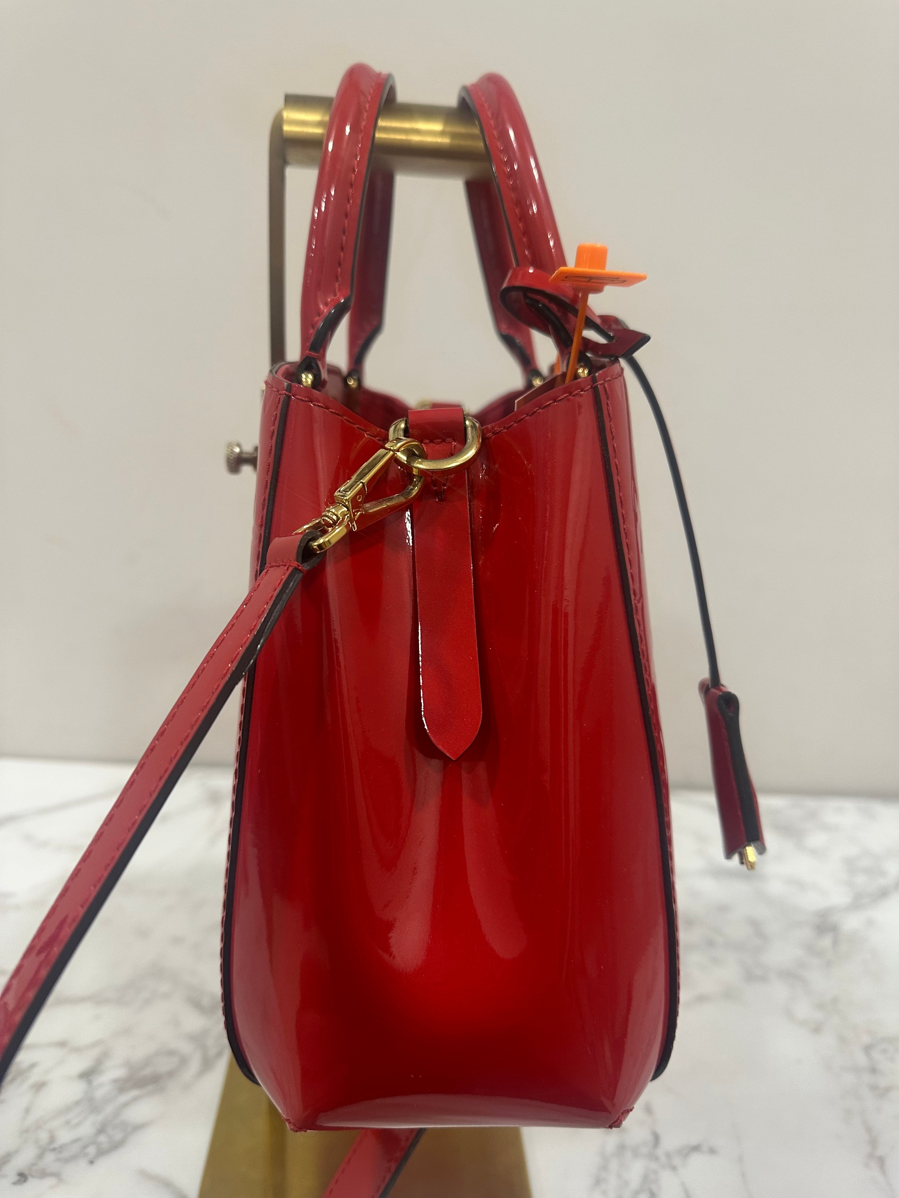 Louis Vuitton Montaigne Vernis Red