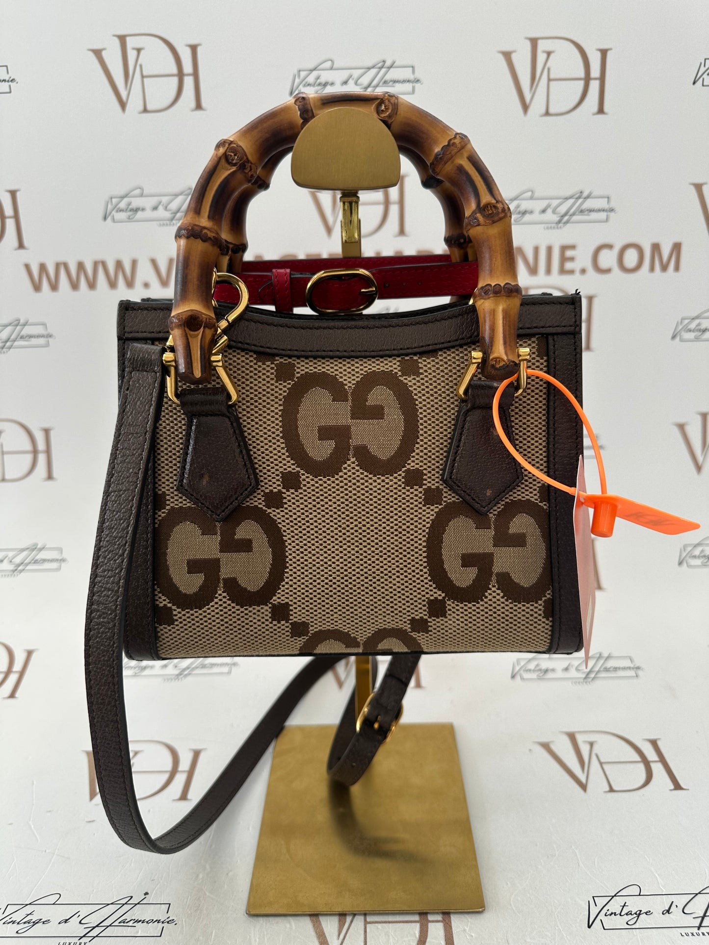 383008 - Gucci Diana