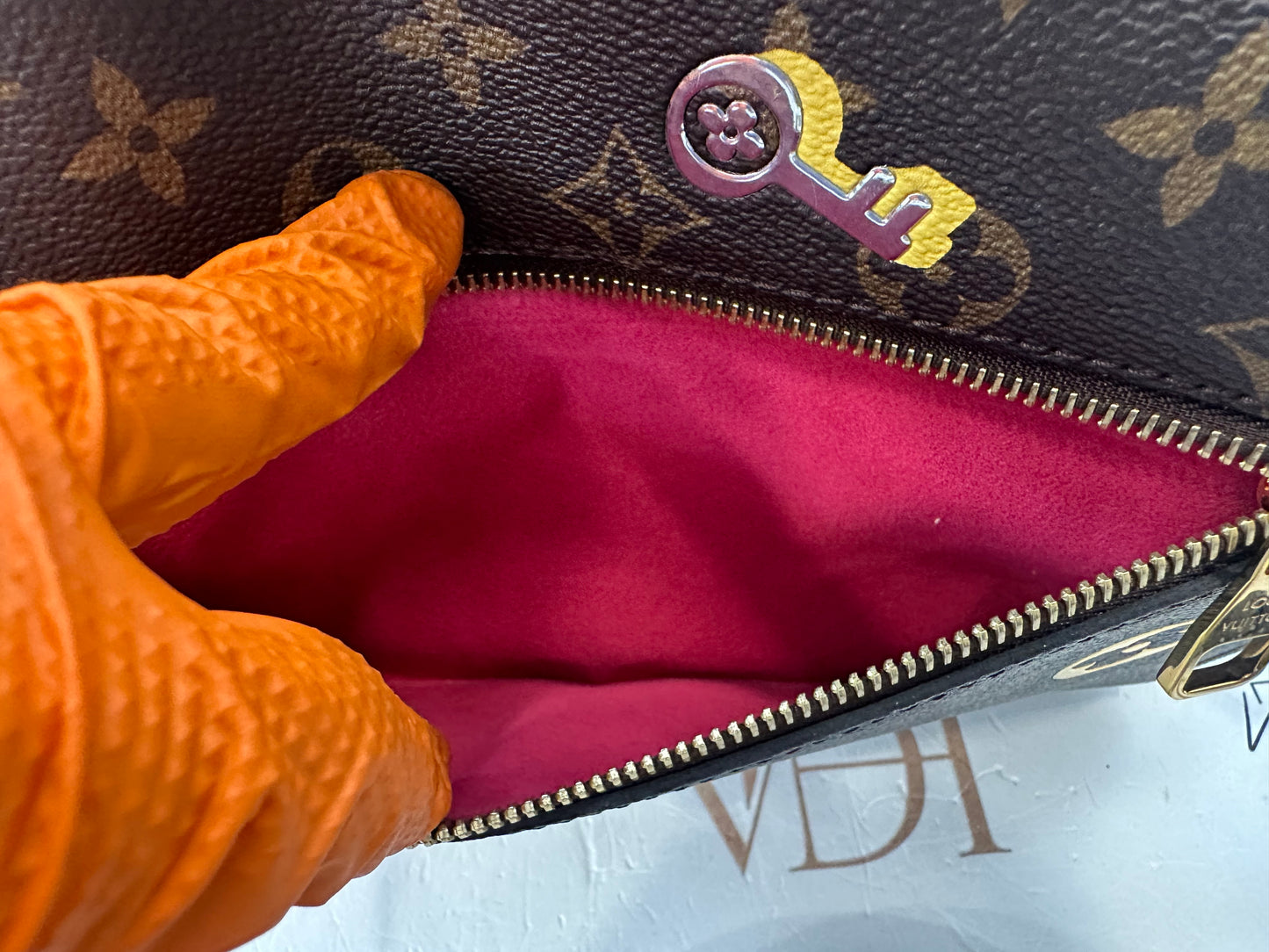 102593 - Louis Vuitton Metis