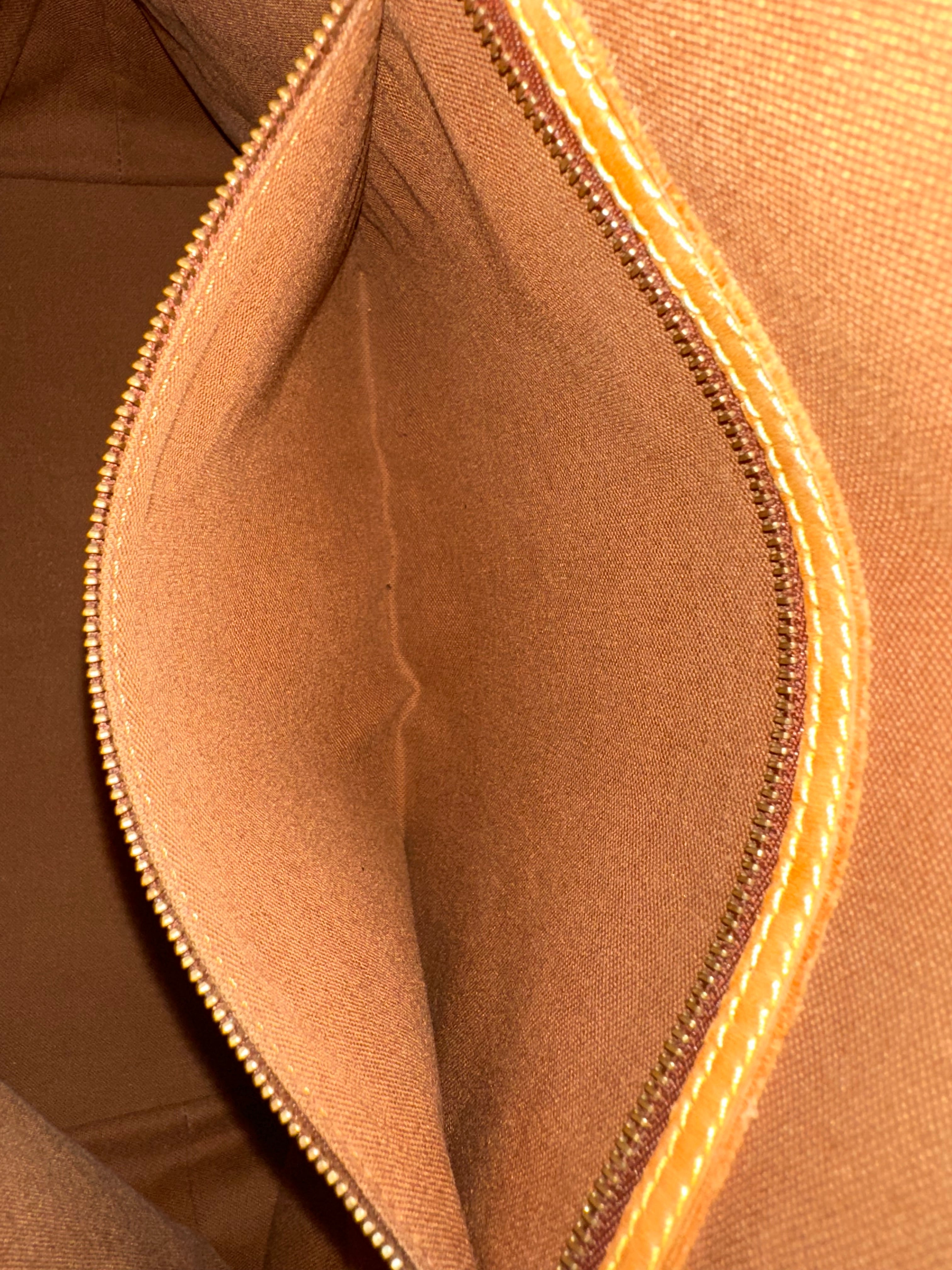 Louis Vuitton Cabas Mezzo