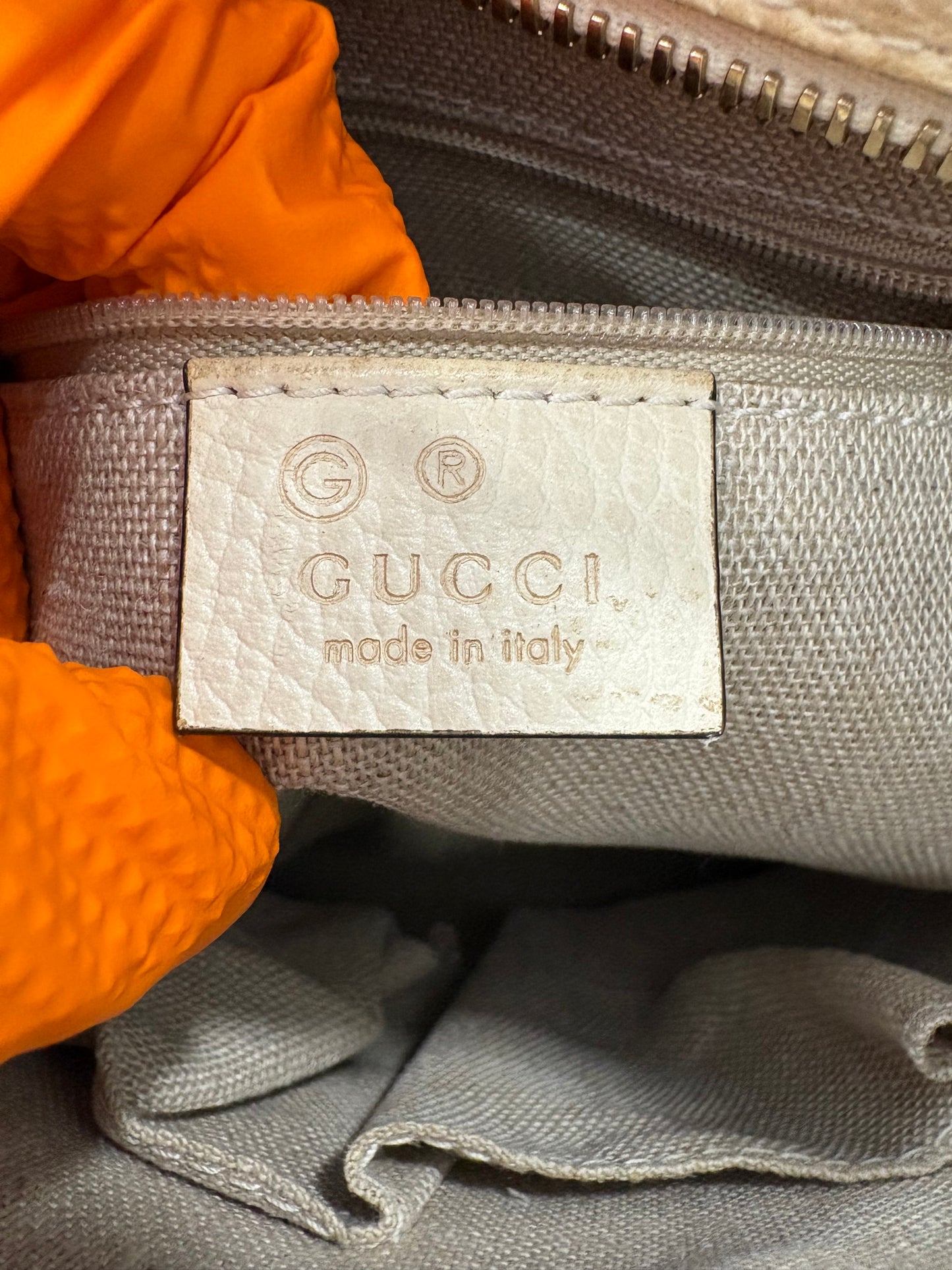 383204 - Gucci Bree