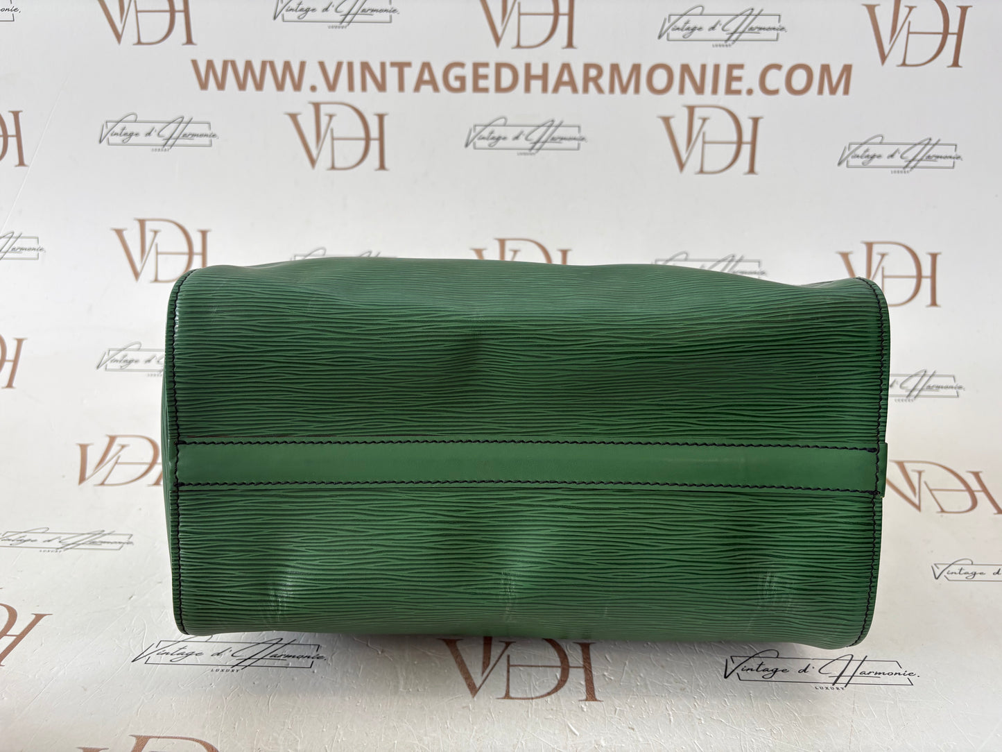018561 - Louis Vuitton Green Epi Speedy 30