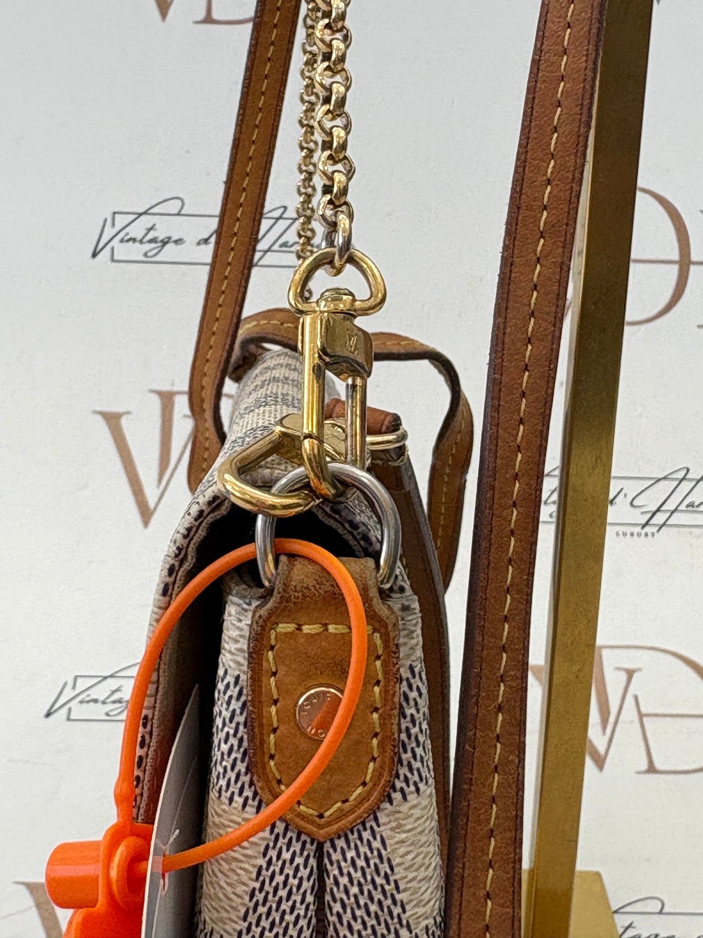 018769 - Louis Vuitton Damier Azur Favorite