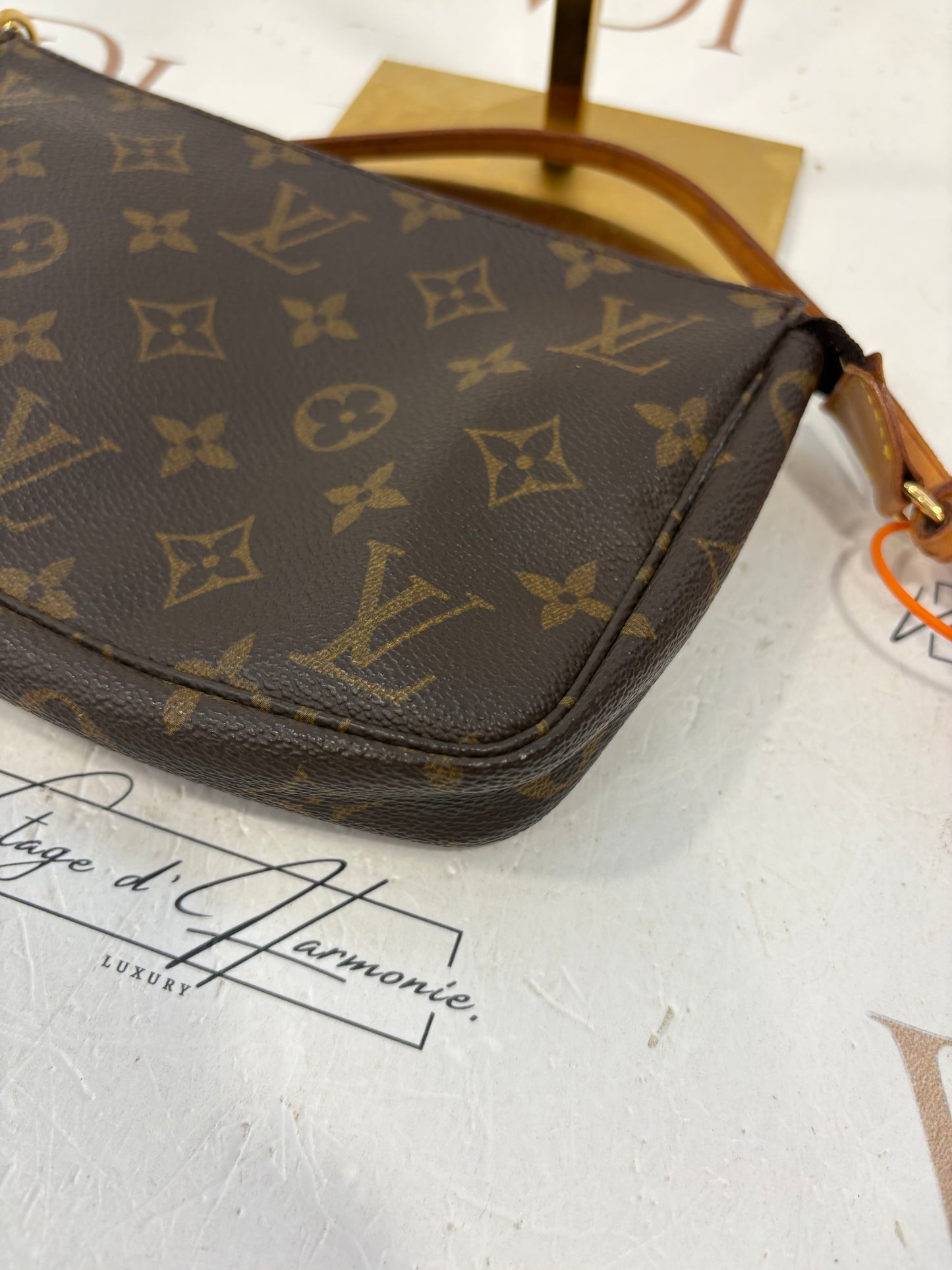 018265 - Louis Vuitton Pochette Accessoires