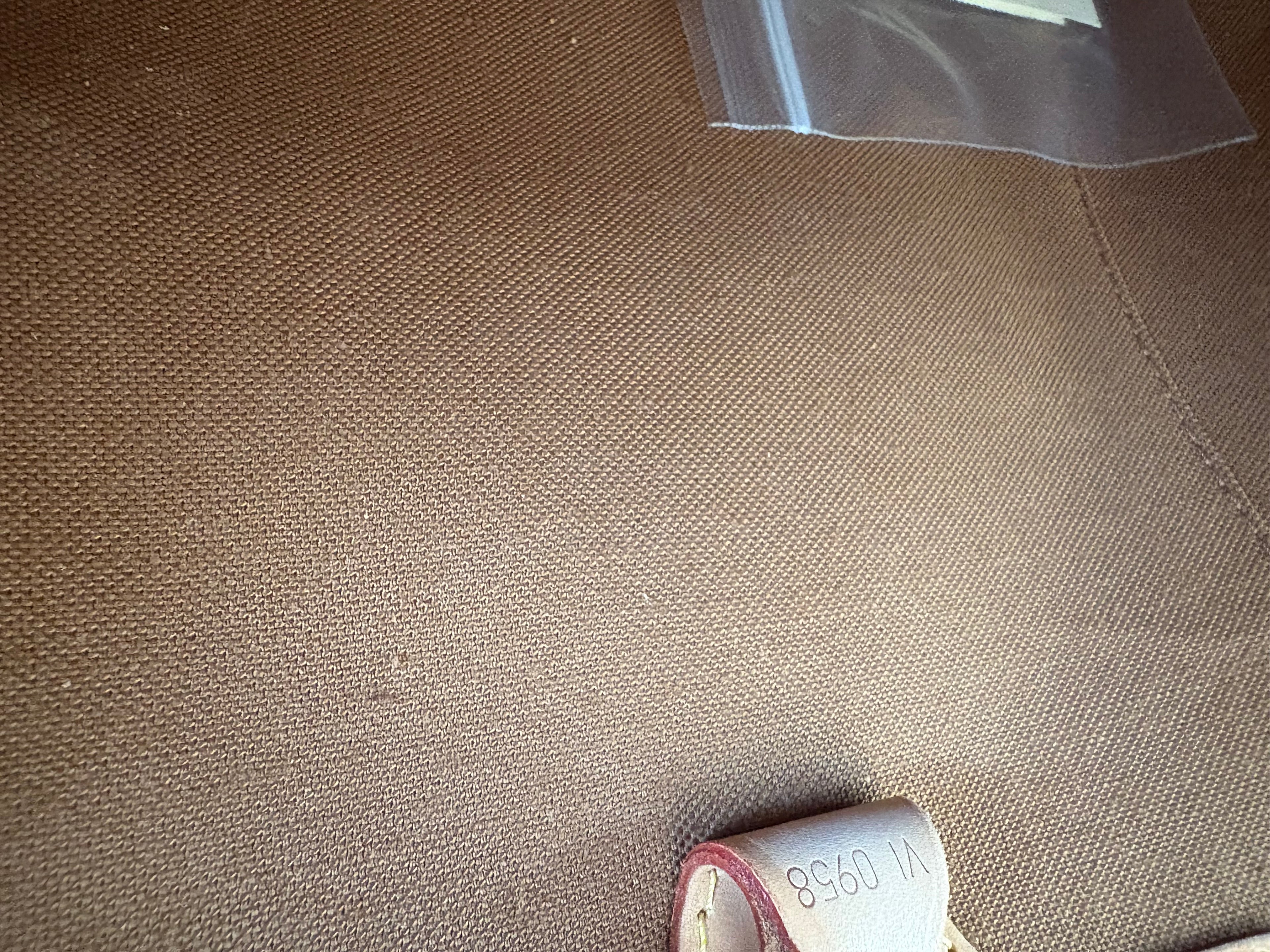 Louis Vuitton Ellipse Shopping