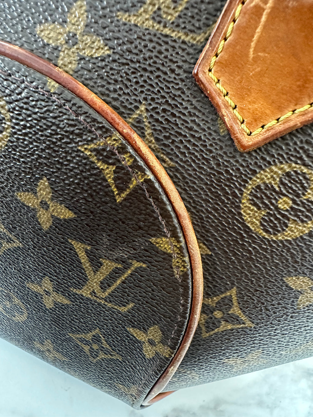 Louis Vuitton Ellipse PM