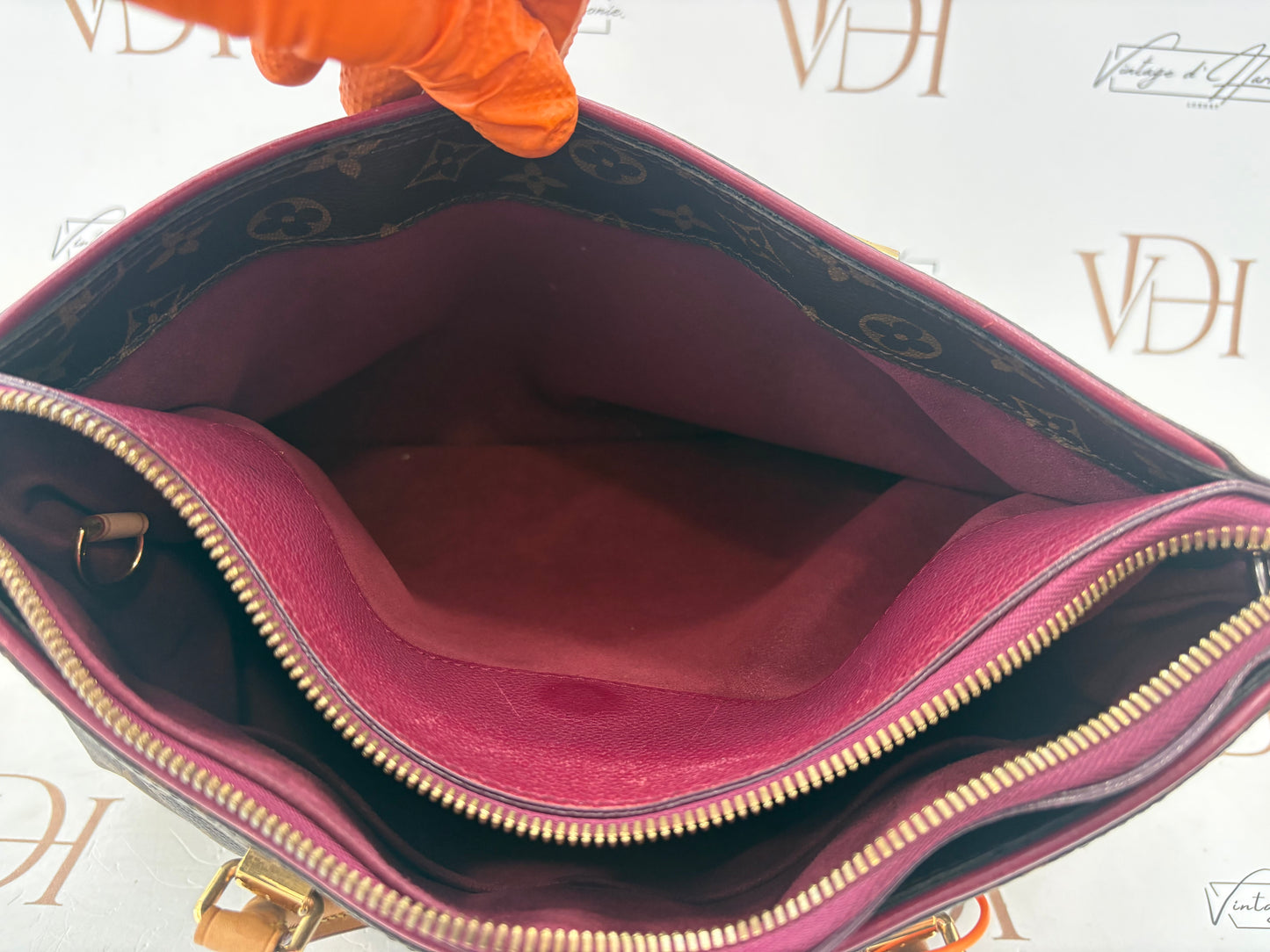 200883 - Louis Vuitton Pallas