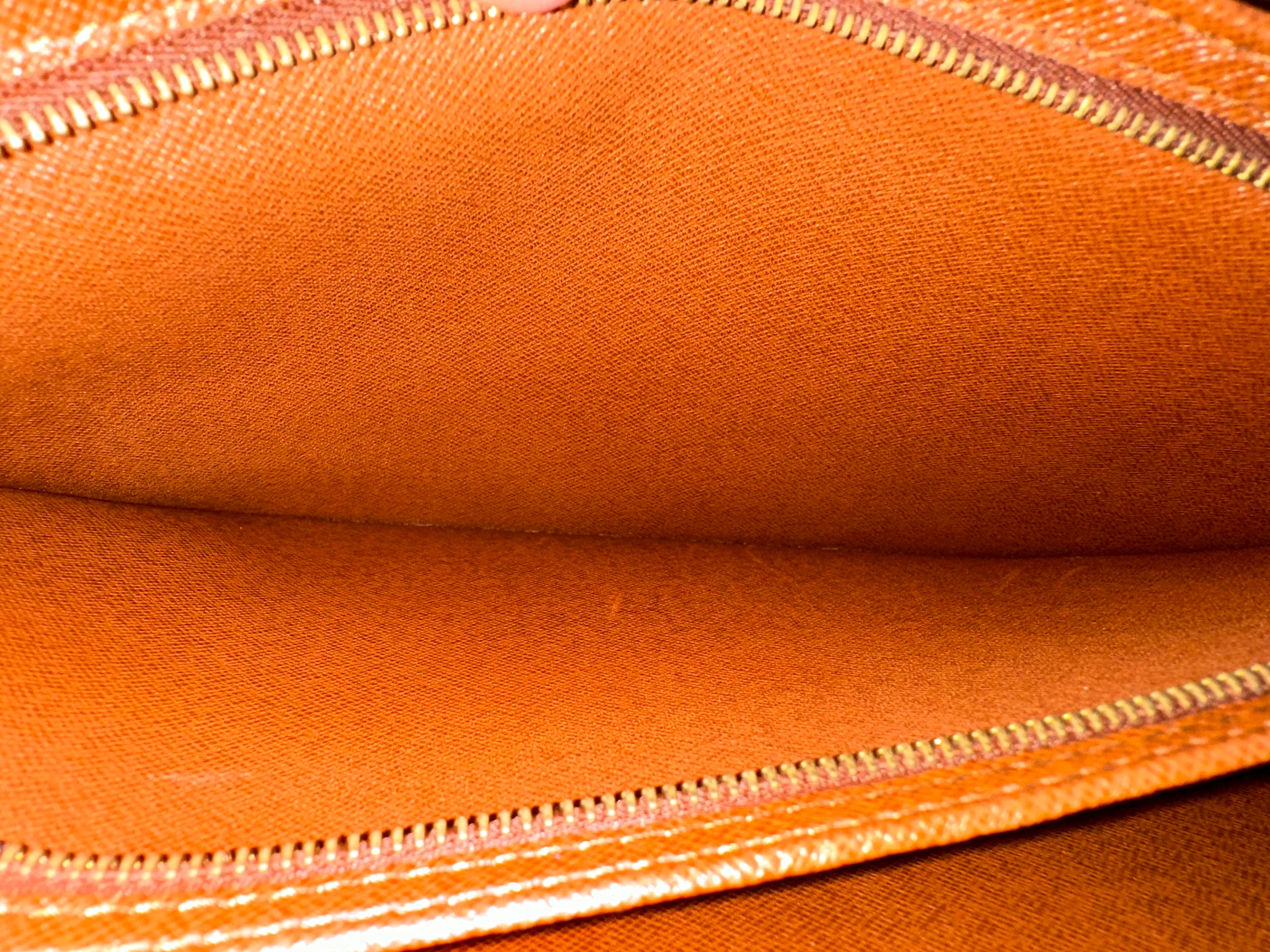 Louis Vuitton Courcelles