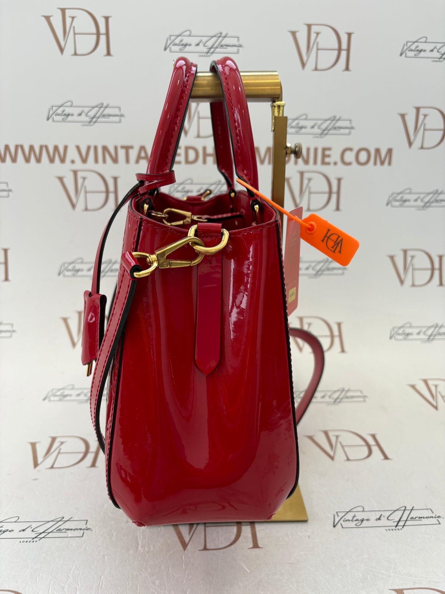 383401 - Louis Vuitton Montaigne