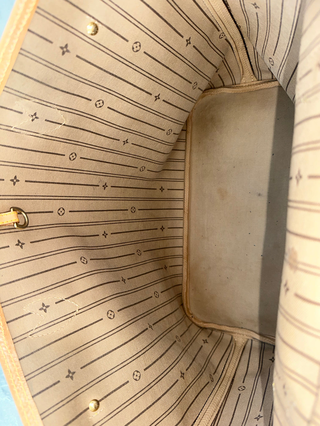 Louis Vuitton Neverfull MM