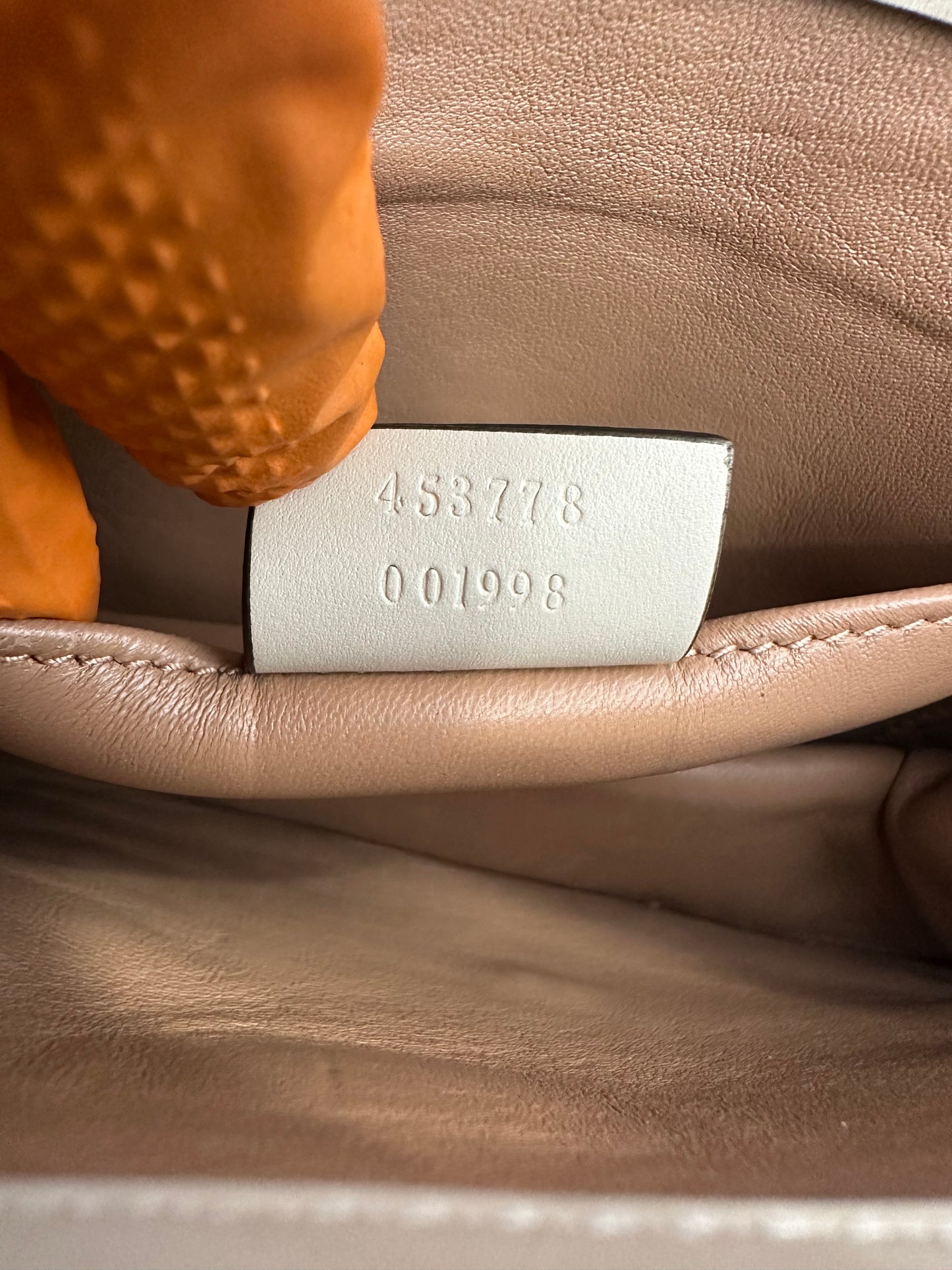382783 - Gucci Queen Margaret