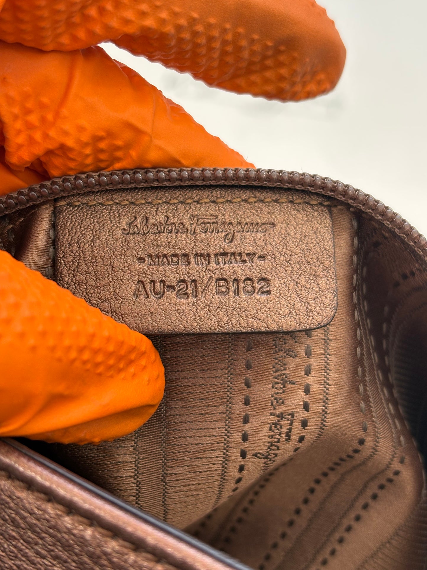 383962 - Salvatore Ferragamo Brown