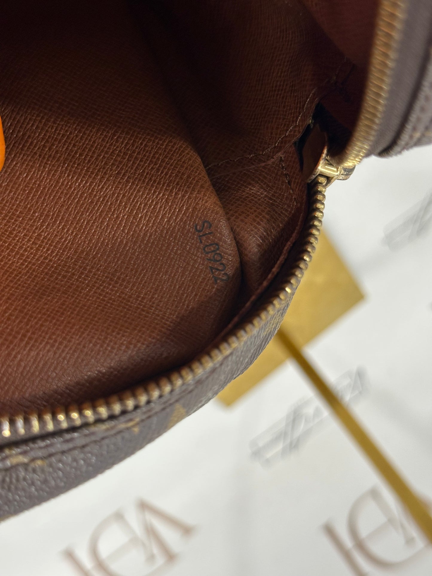 018118 - Louis Vuitton Compiegne 28