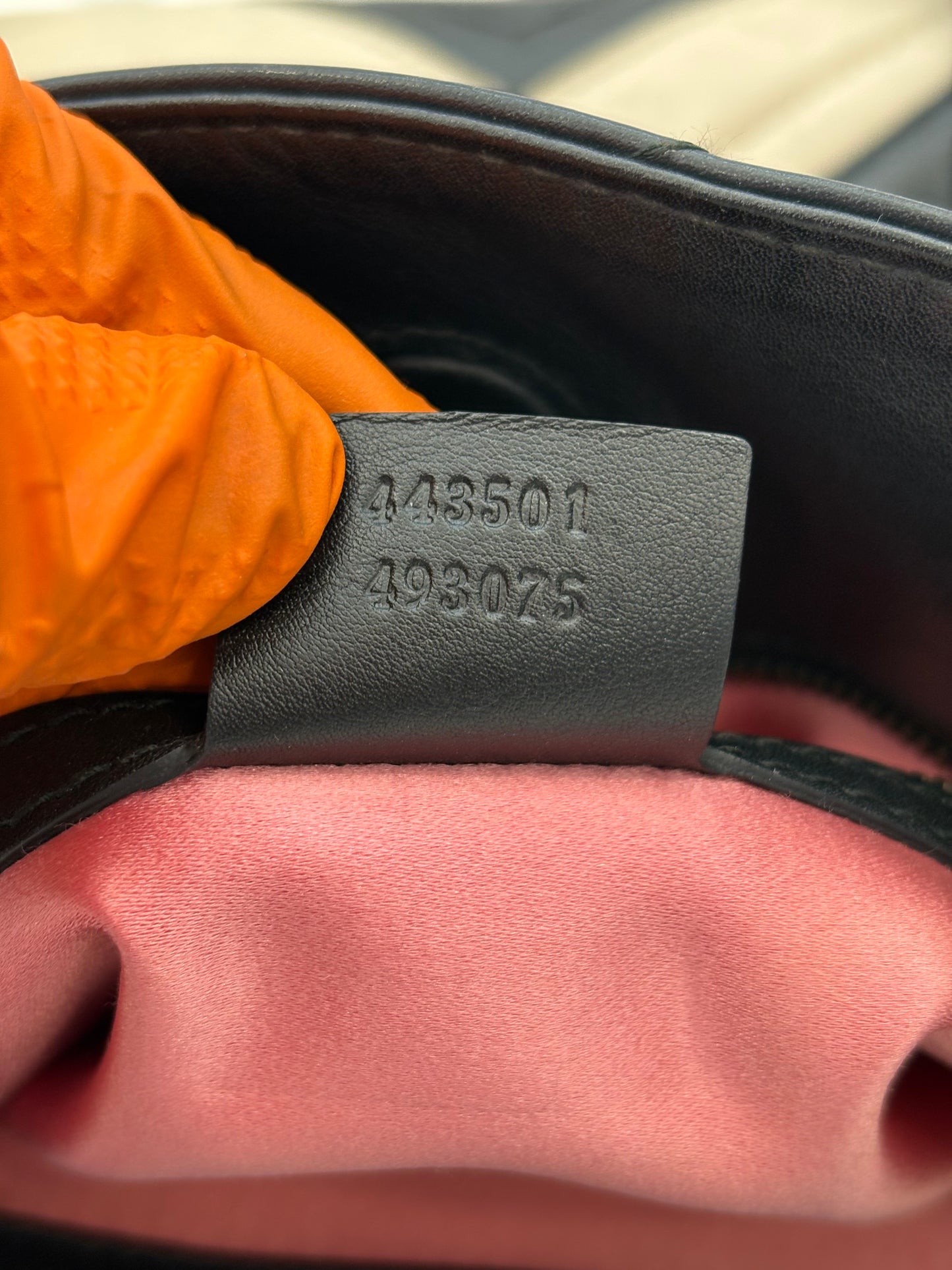 383693 - Gucci GG Marmont