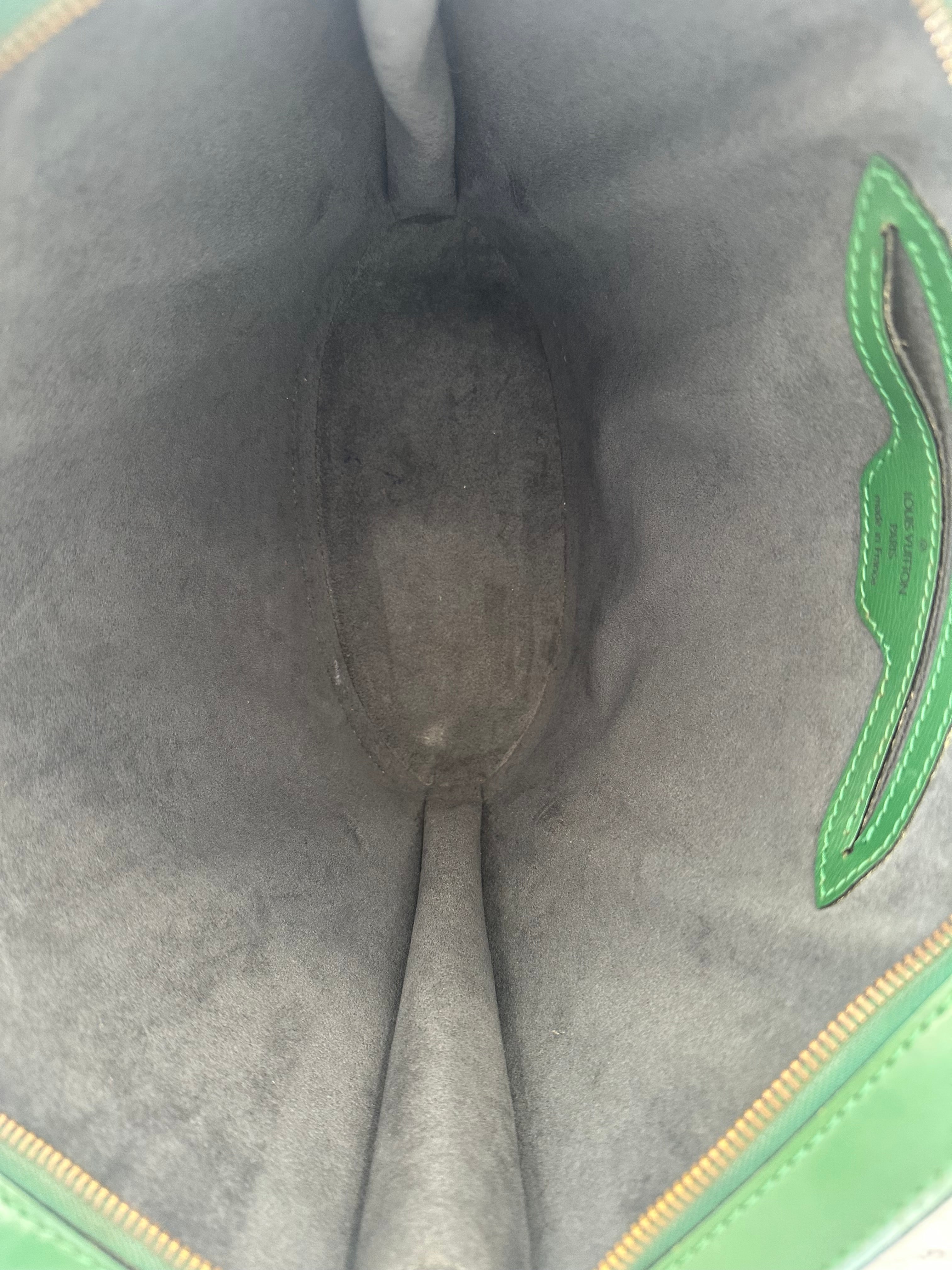 Louis Vuitton Green Epi Saint jacques