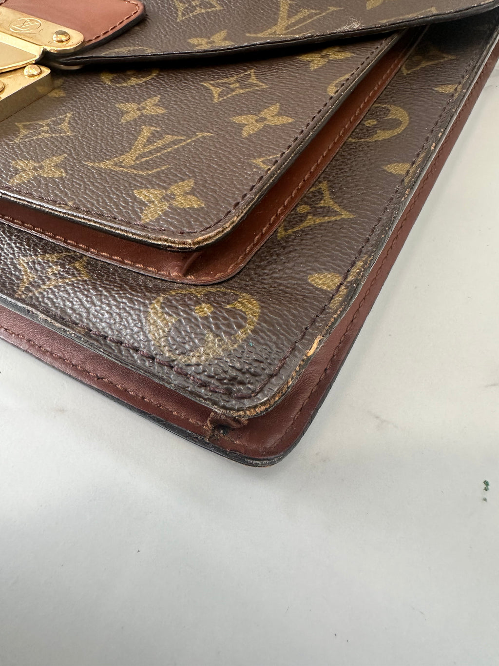 Louis Vuitton Monceau 28