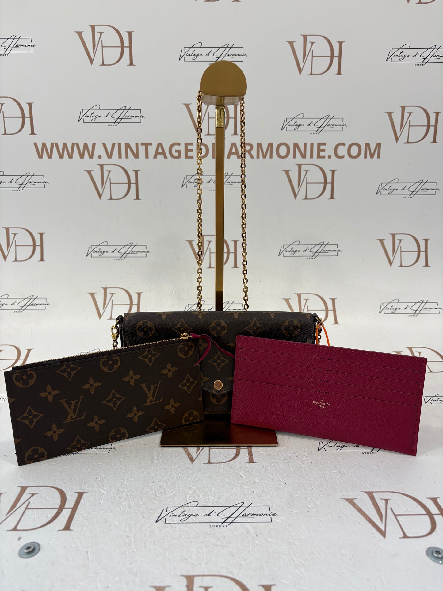 201586 - Louis Vuitton Felicie