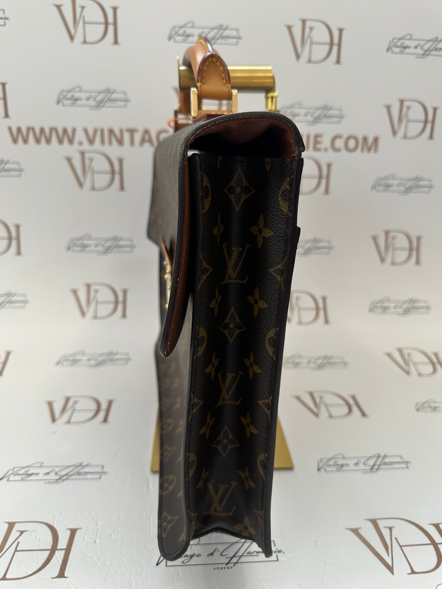 017809 - Louis Vuitton Robusto 1 Briefcase