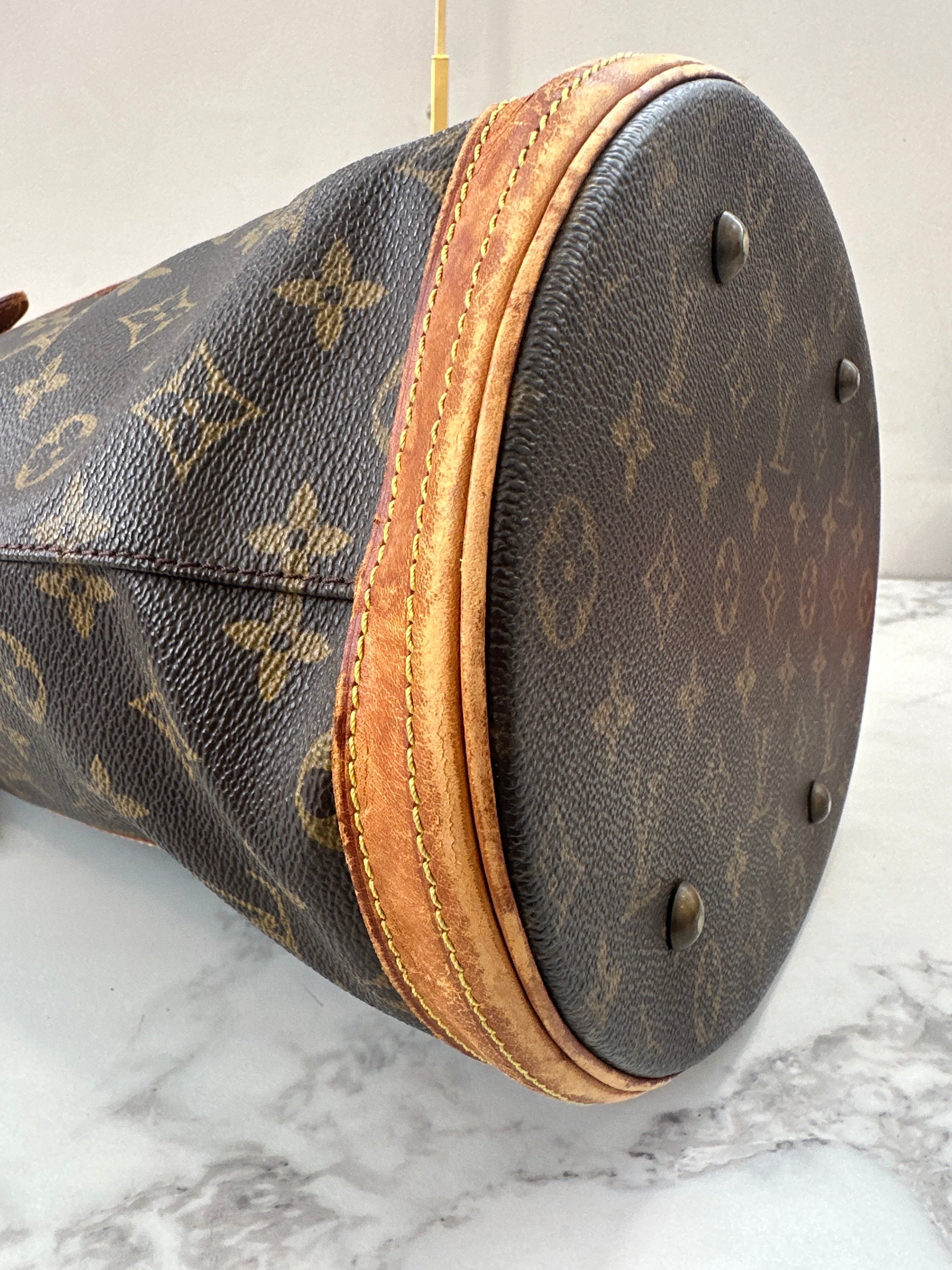 Louis Vuitton Bucket GM