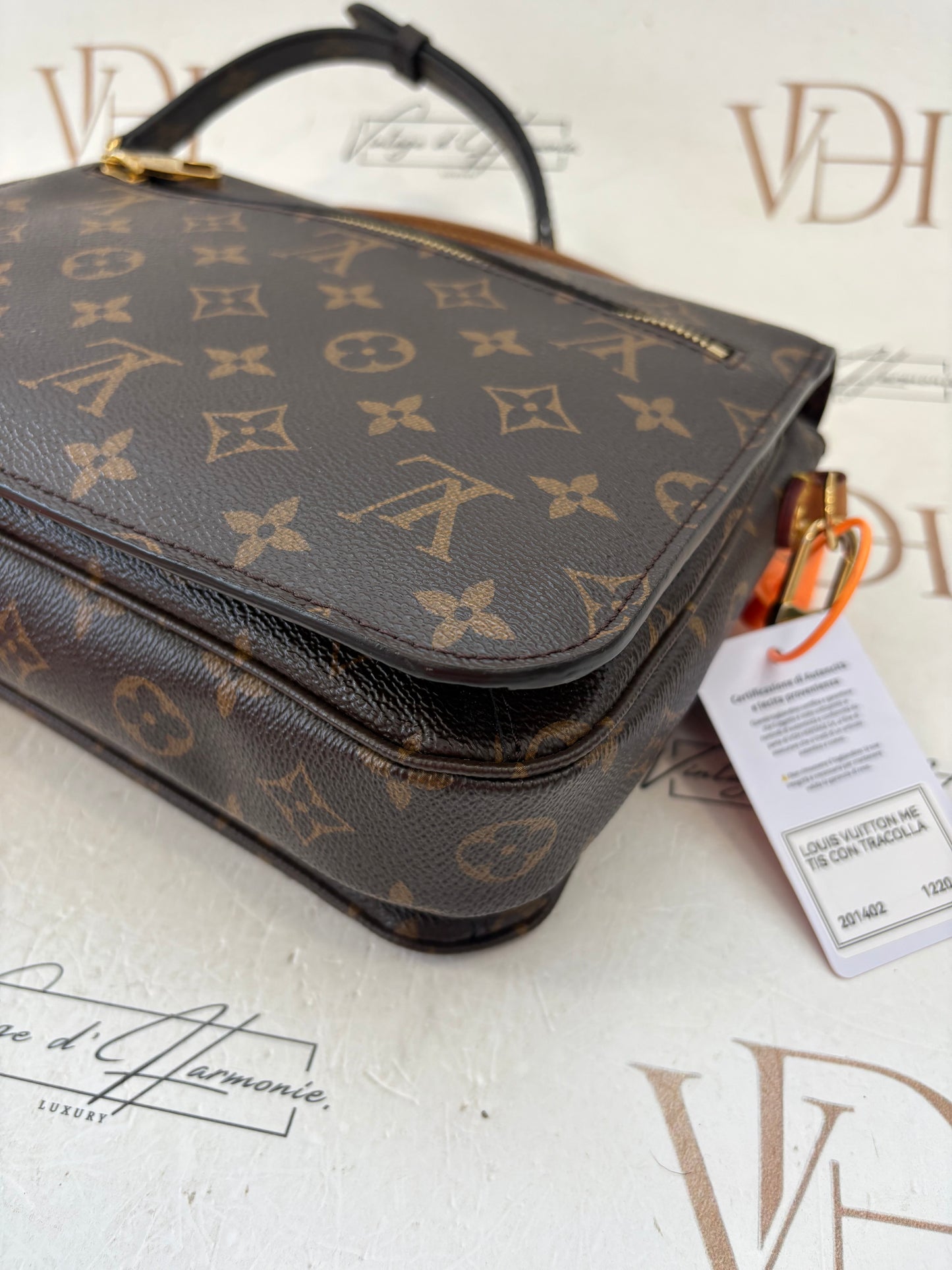 201402 - Louis Vuitton Metis
