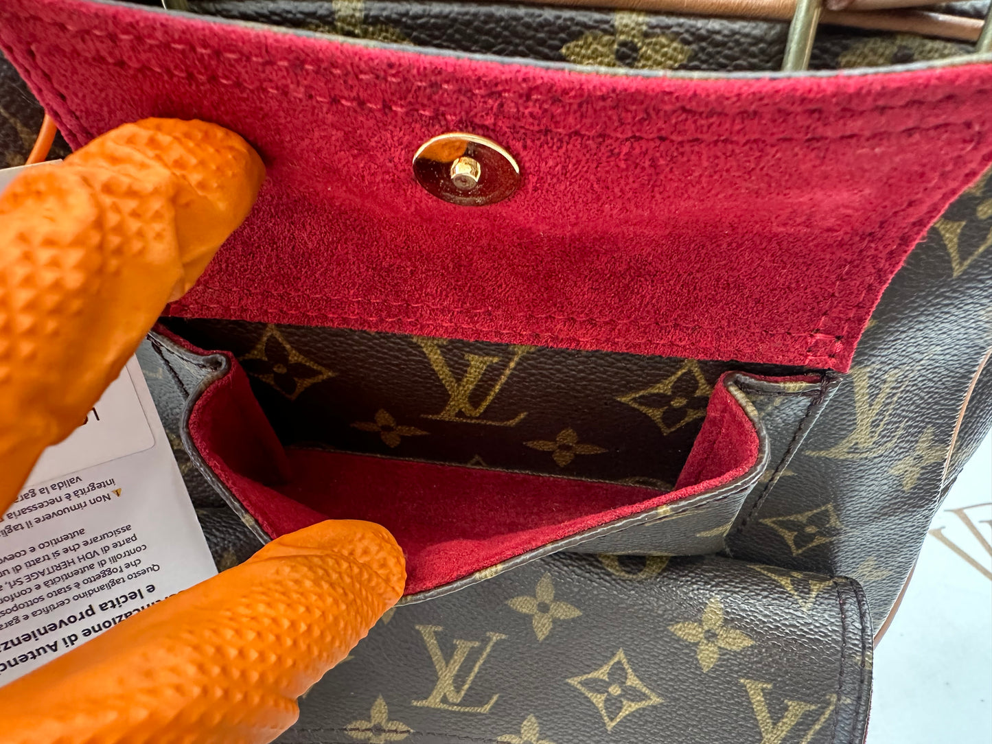 016929 - Louis Vuitton Excentricite