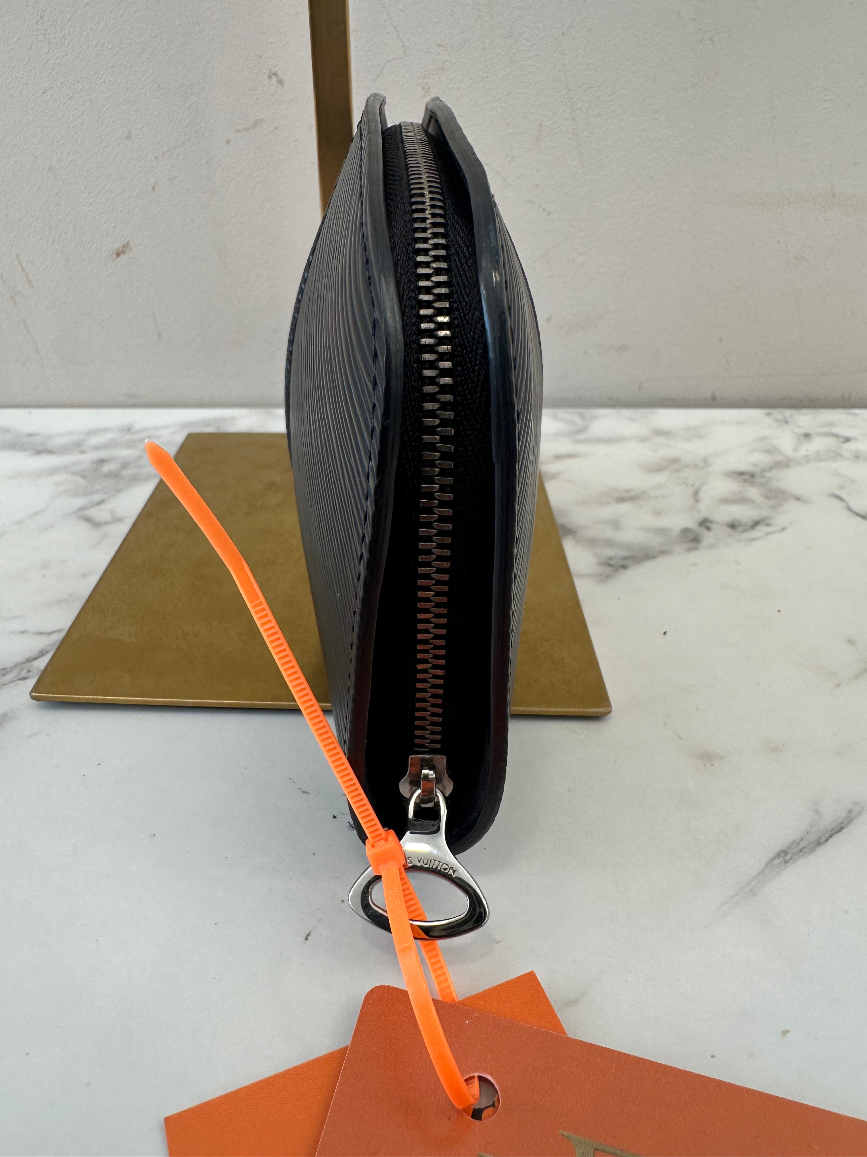 Louis Vuitton Monnaie Black Epi