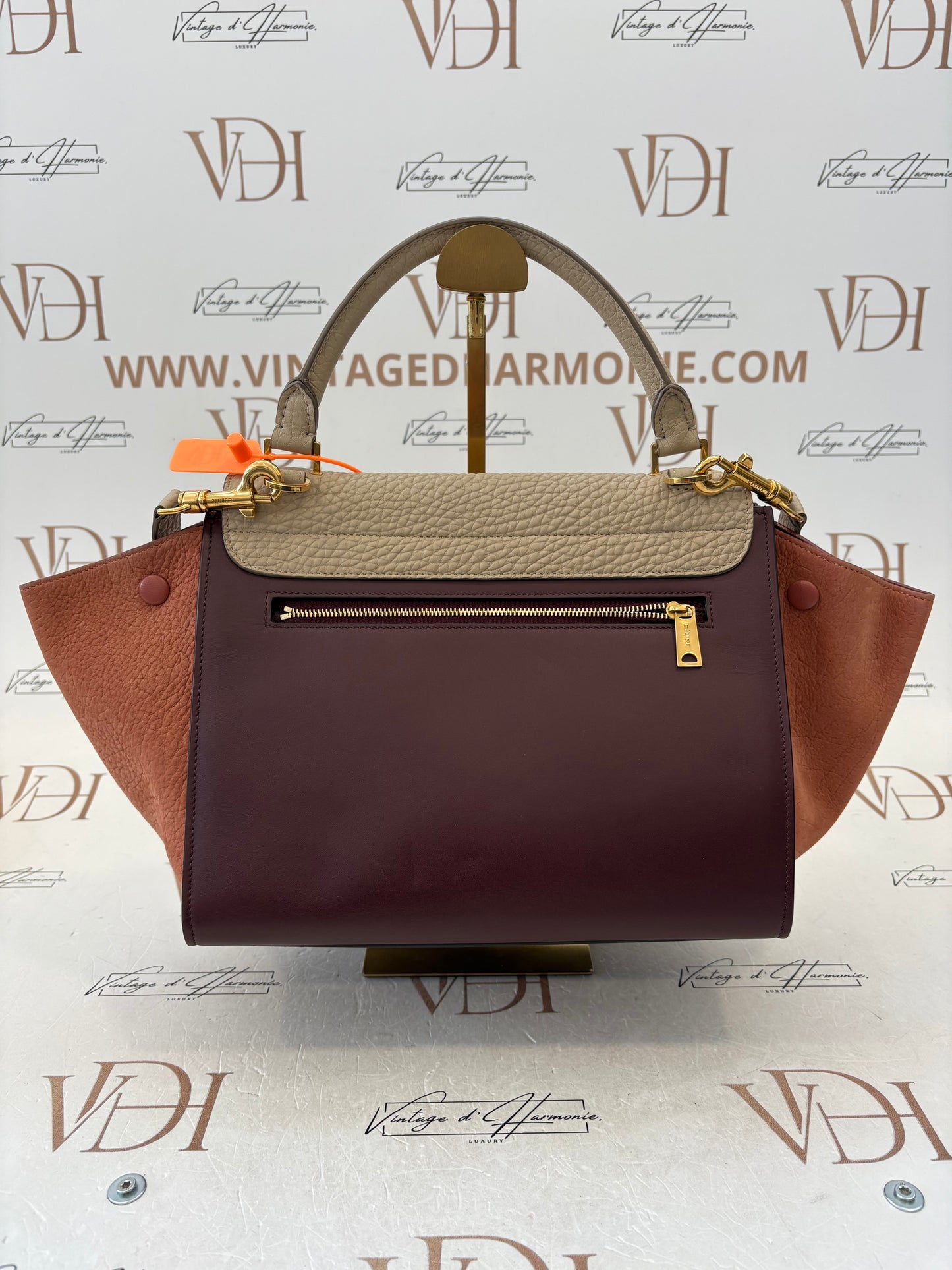 383733 - Céline Trapeze