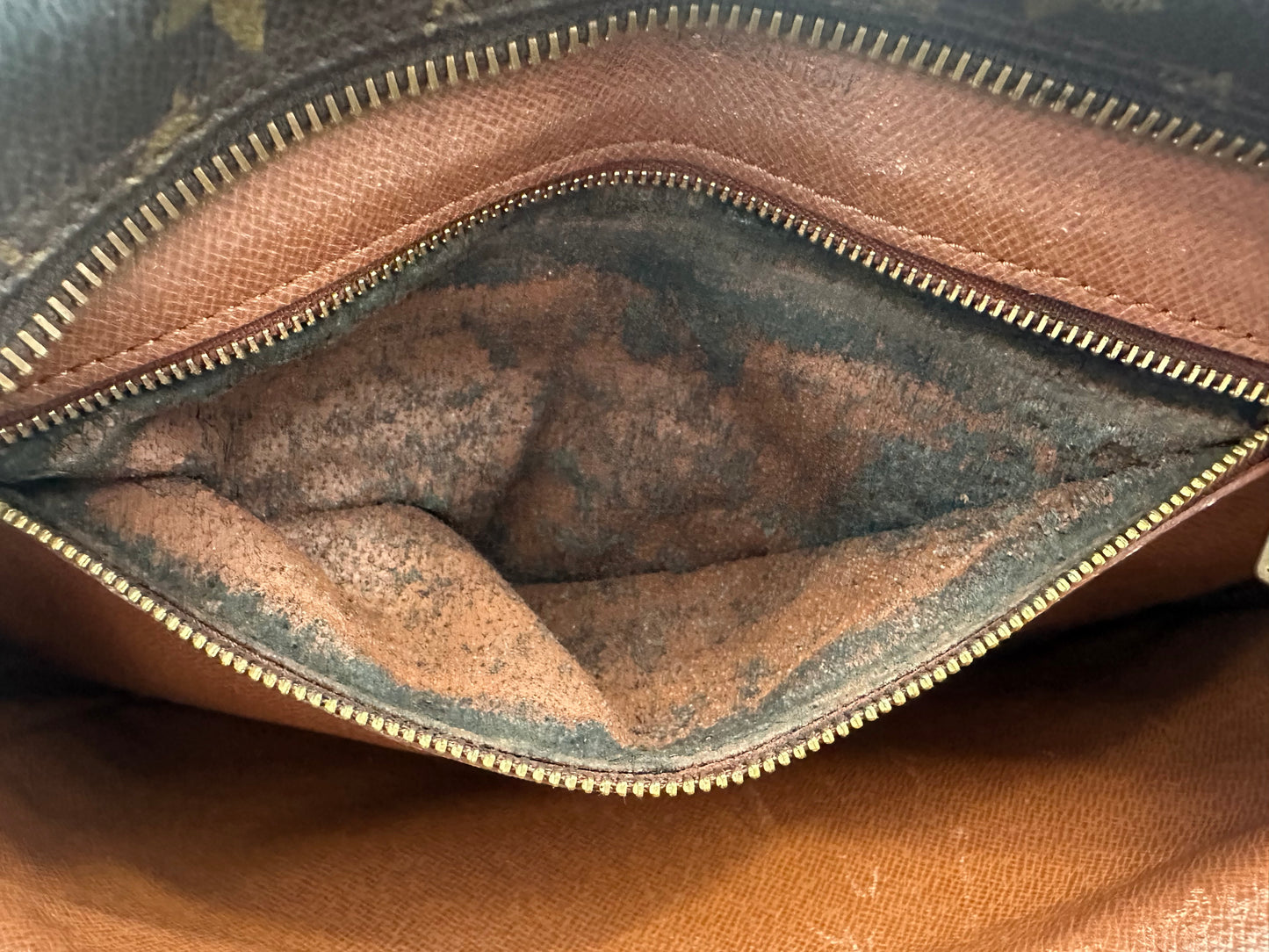 Louis Vuitton Nile