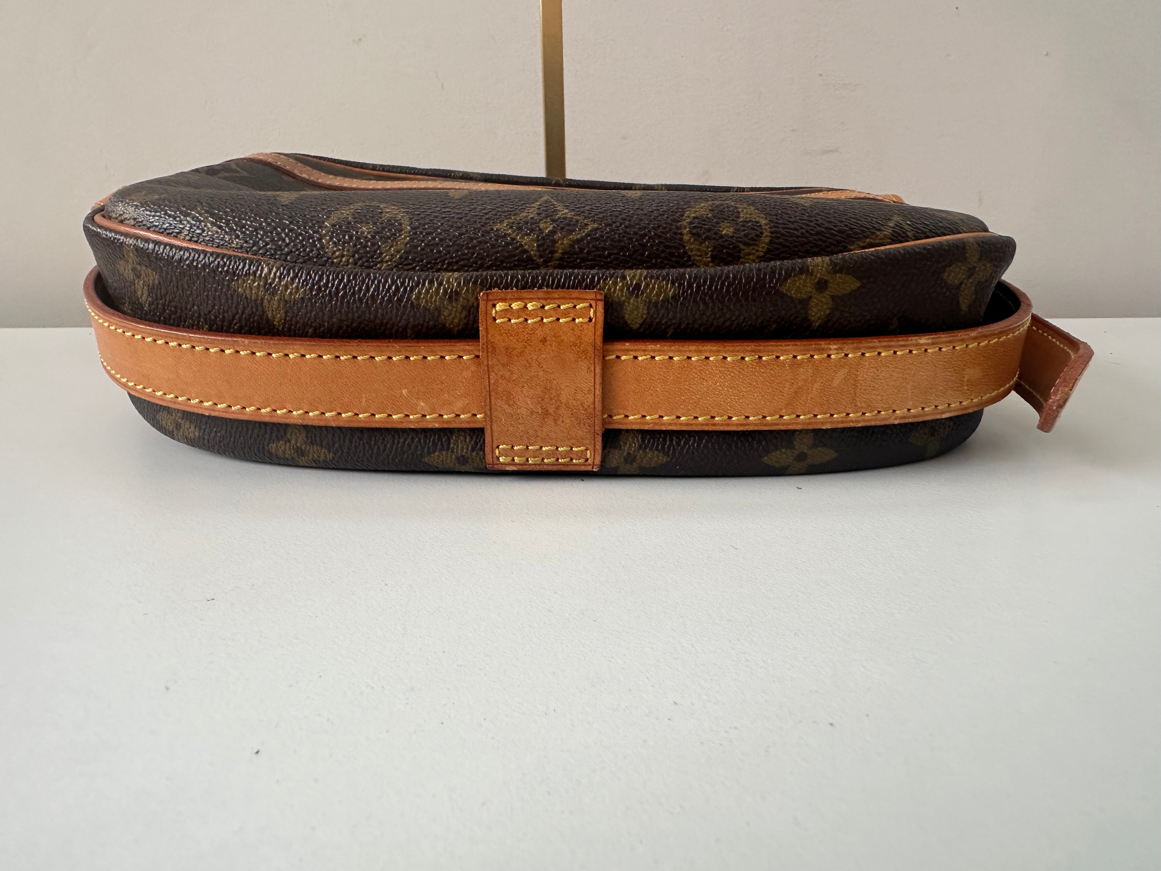 Louis Vuitton Jeune Fille