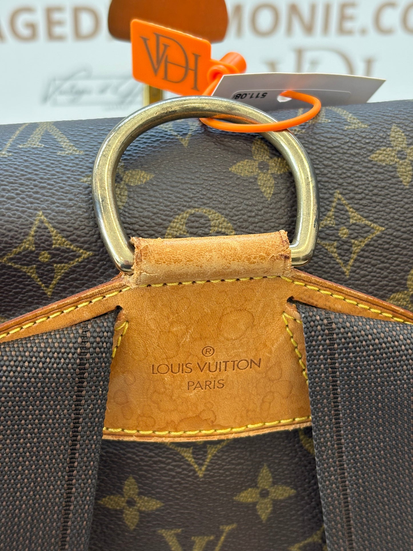 018117 - Louis Vuitton Montsouris GM