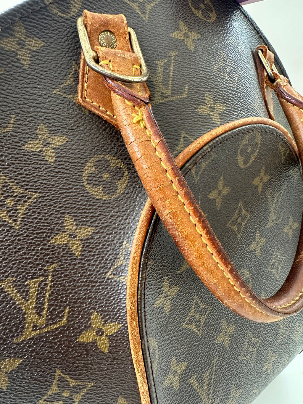 Louis Vuitton Ellipse MM