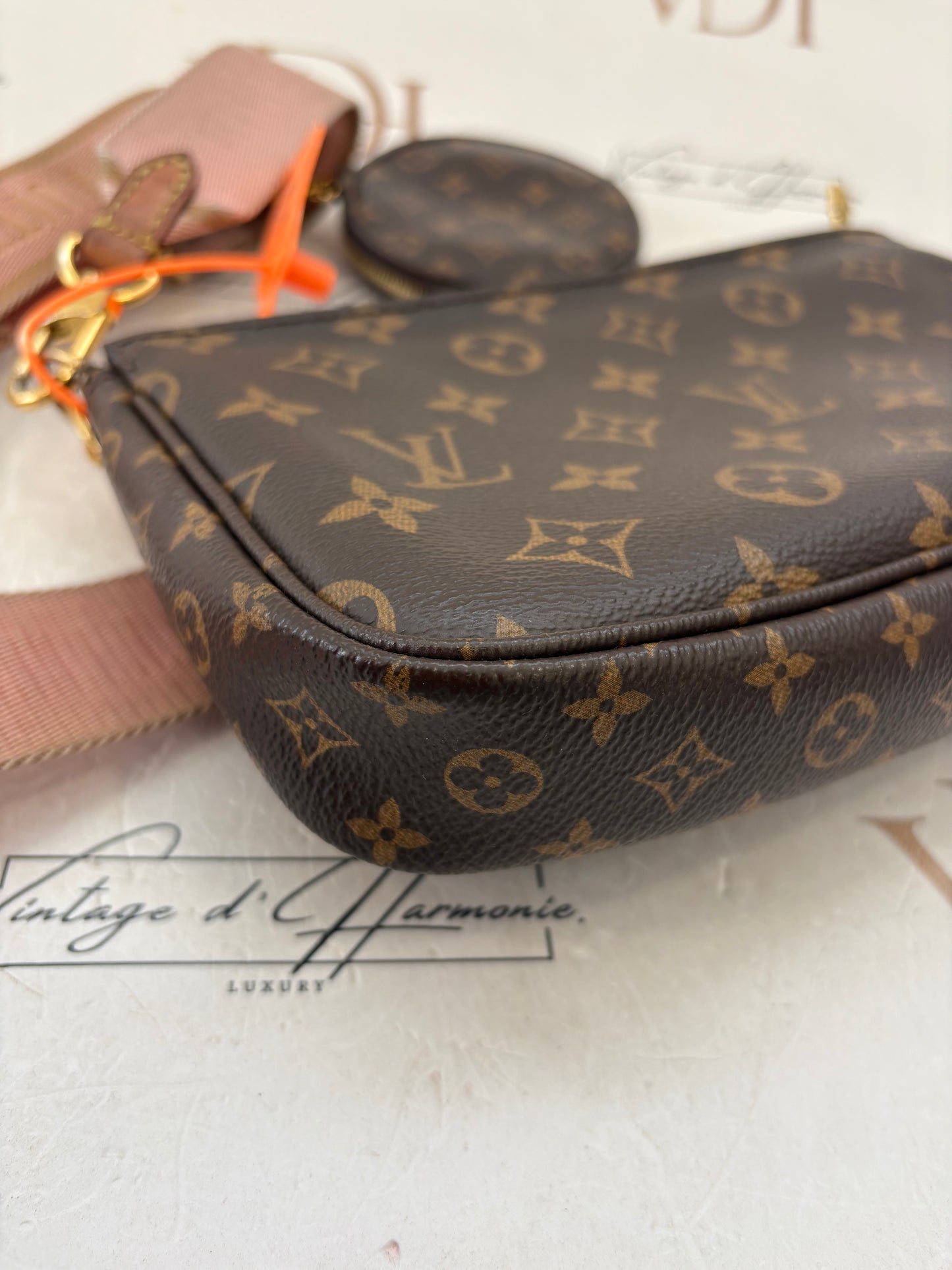 383355 - Louis Vuitton Multipochette