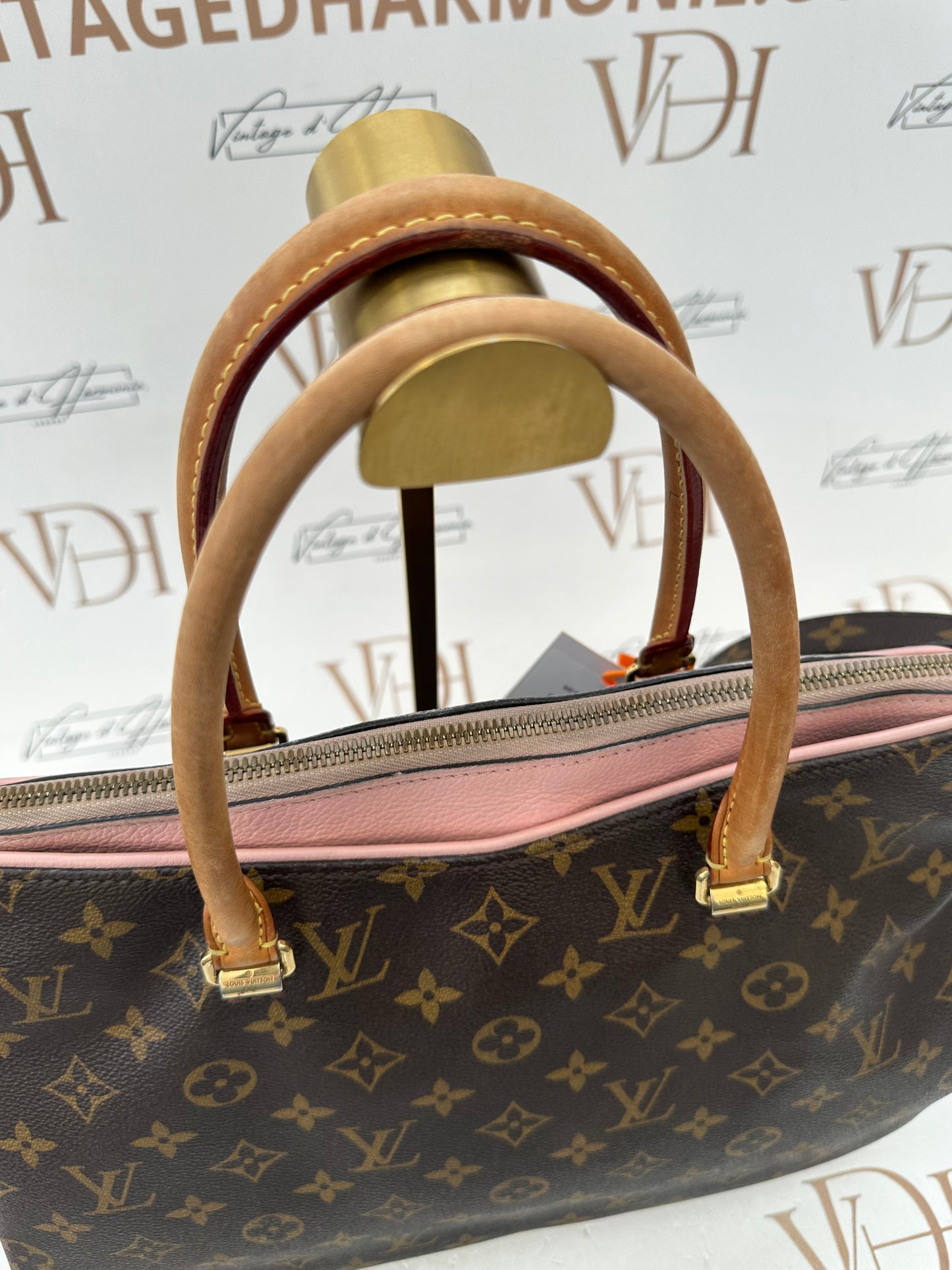 017803 - Louis Vuitton Pallas